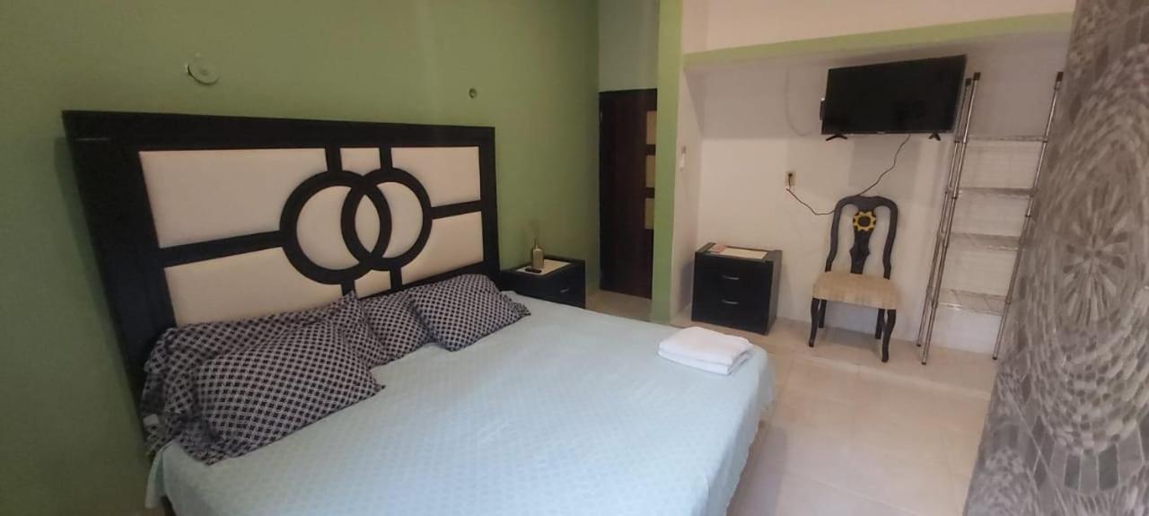 Deluxe Double Room (2 Adults + 1 Child) photo 1