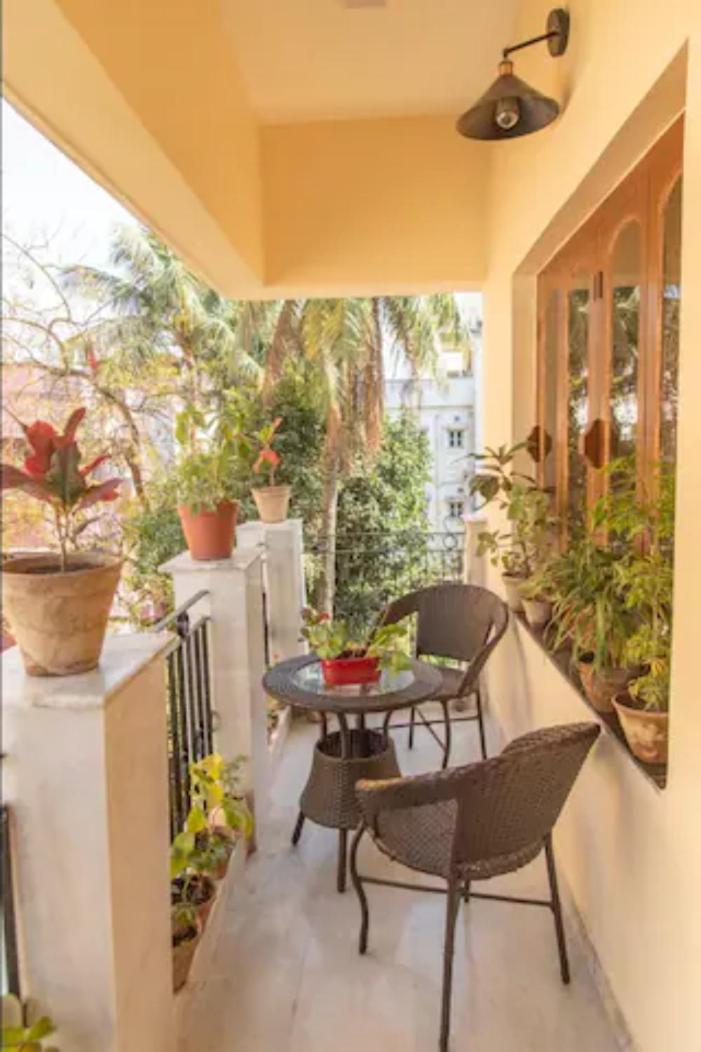 Deluxe Double Room with Balcony - Photo 7