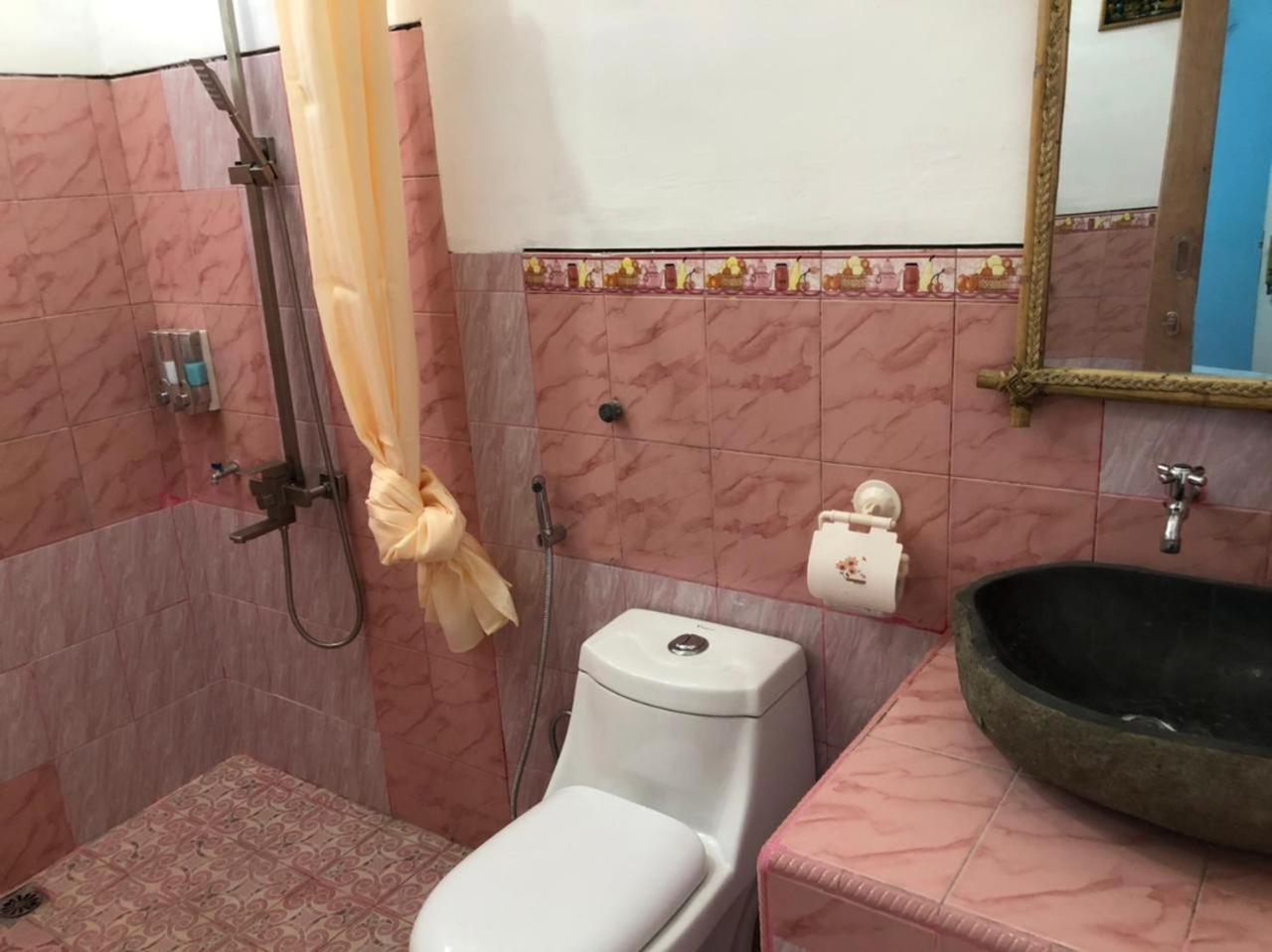 Double Room - Photo 5