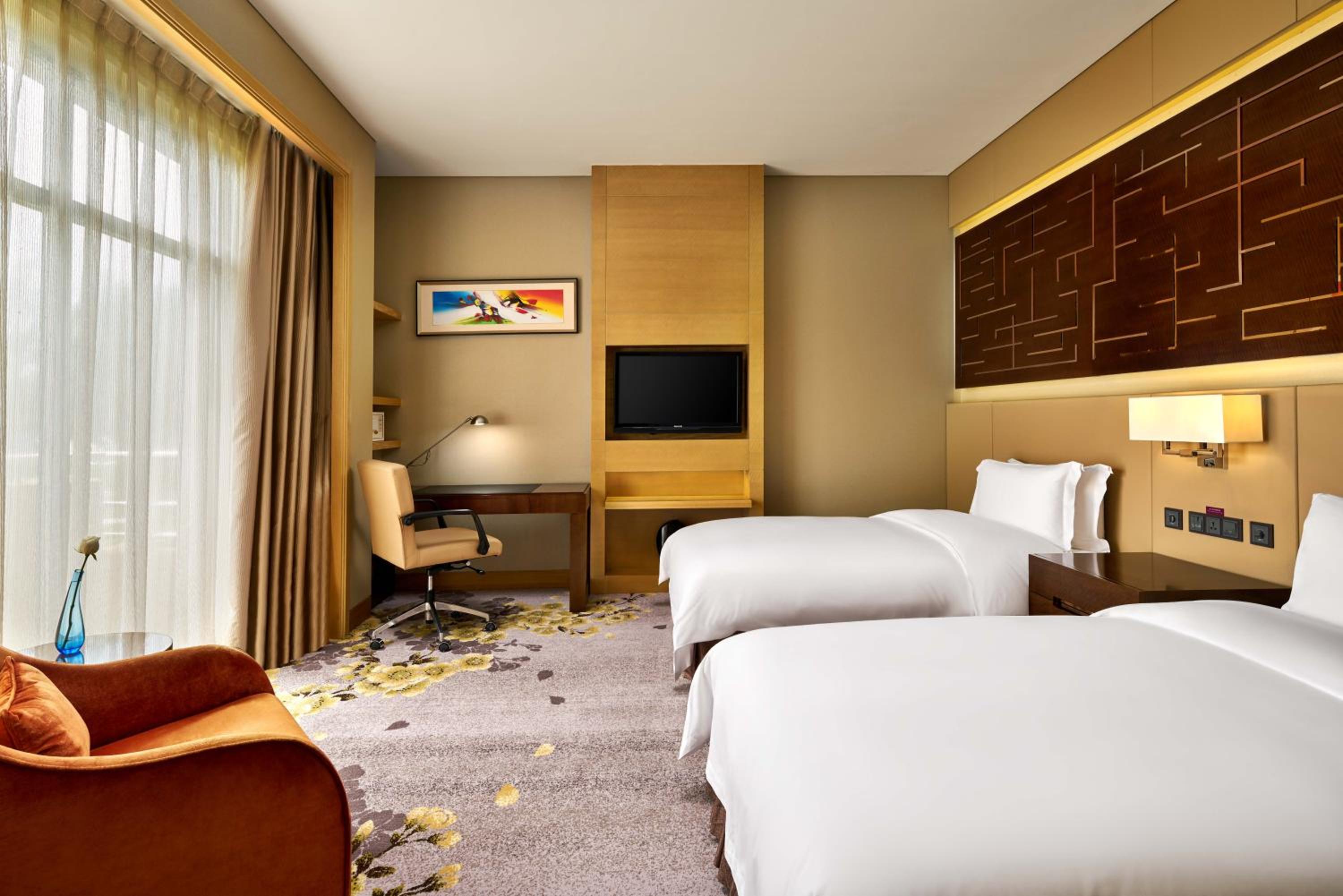 Executive Double Room With Two Double Beds - Non-Smoking