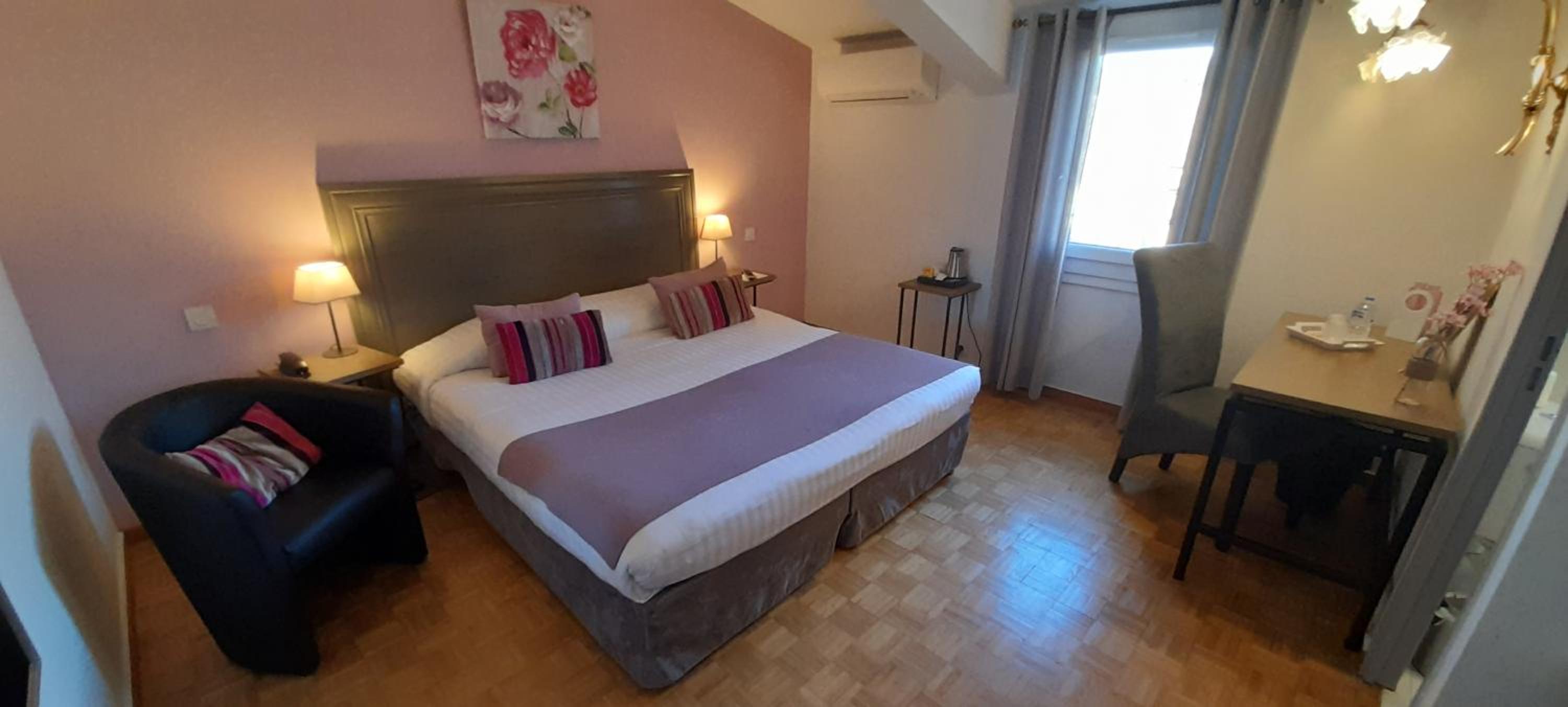 Classic Double Room - Photo 7