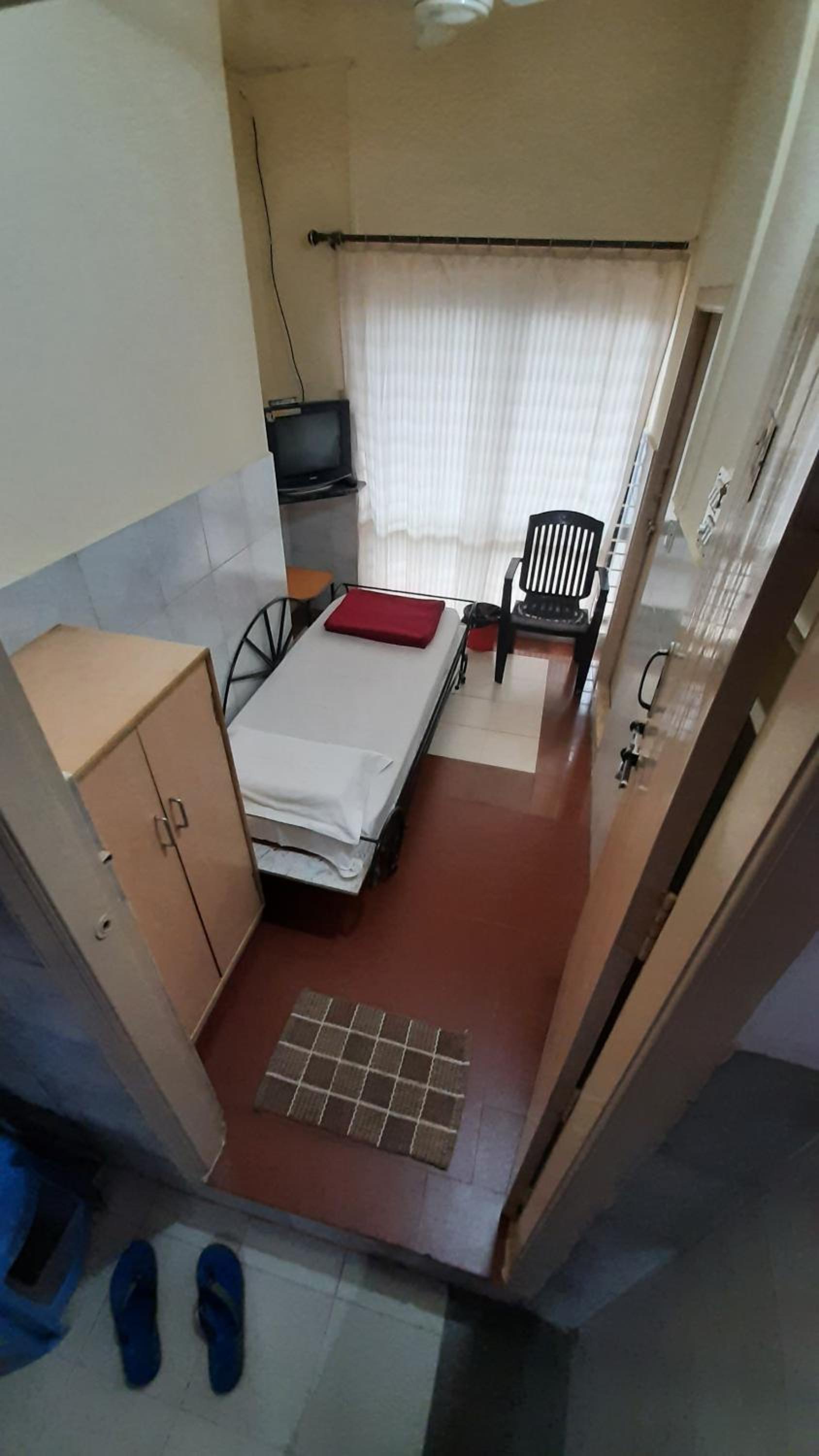 Single Room photo 3