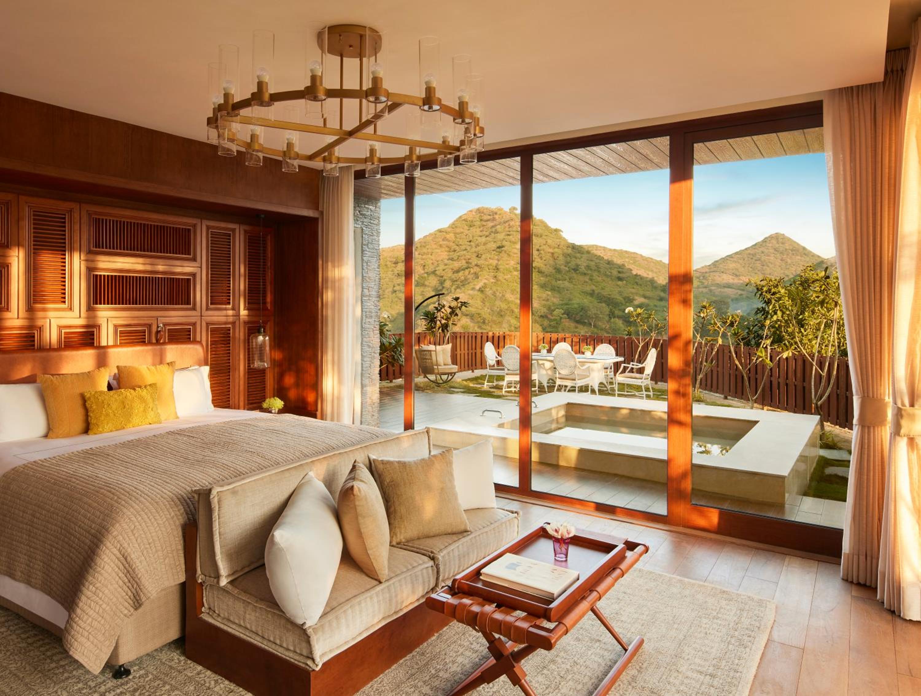 Presidential Two Bedroom Glass Box With Panoramic View photo 1