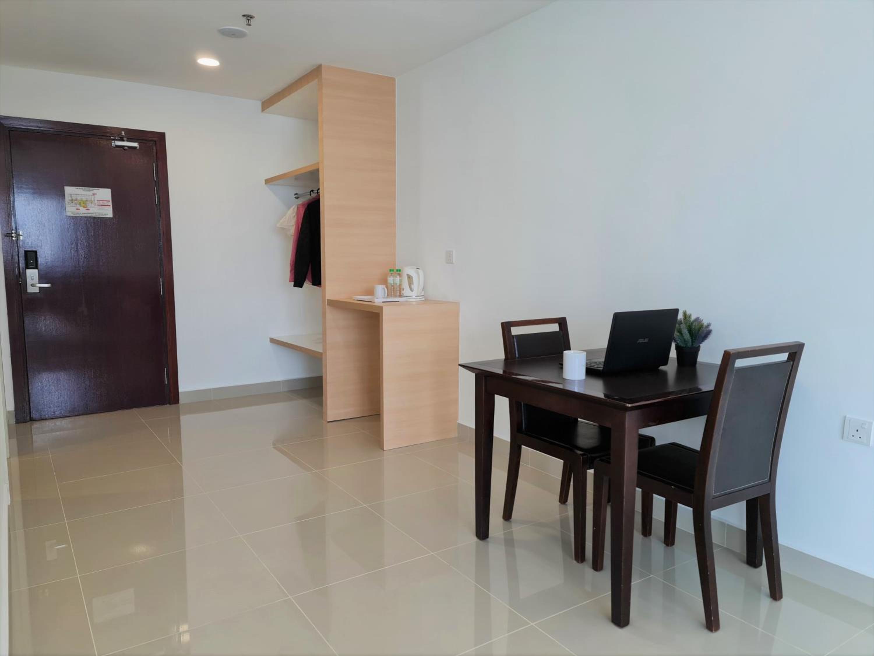 Superior Suite - Photo 4