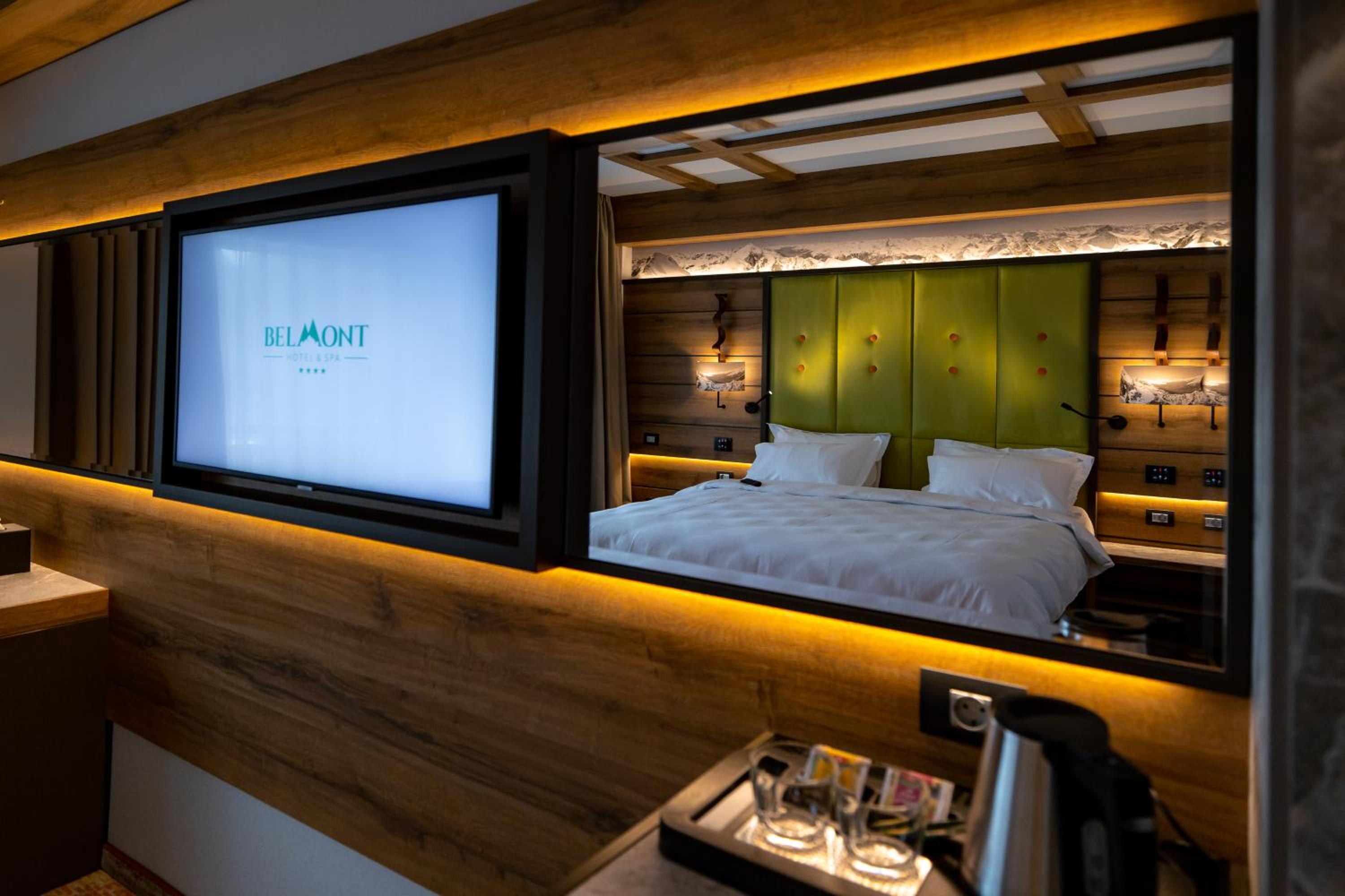 Deluxe Double Room with Forest View photo 1