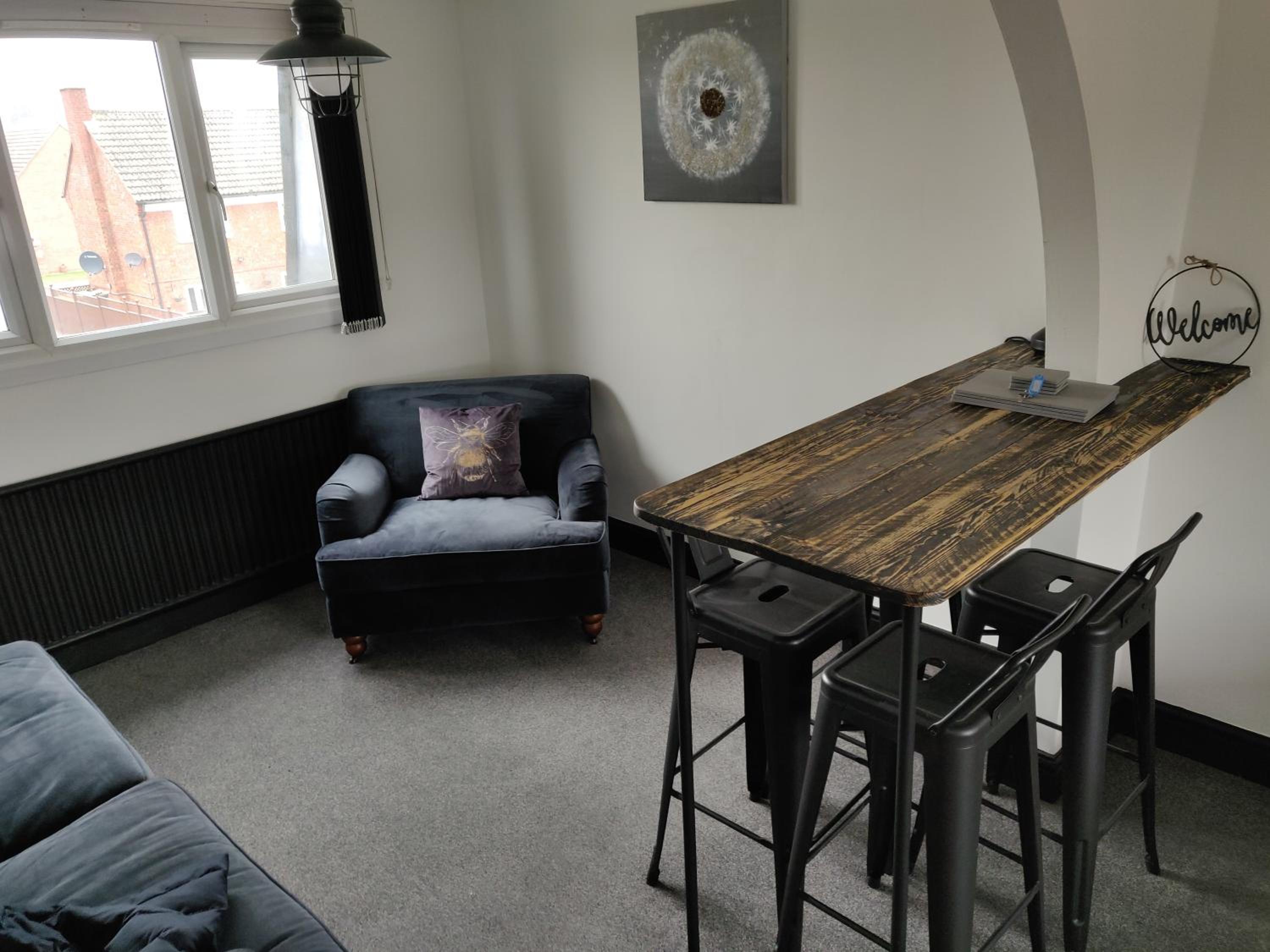 Apartment photo 2