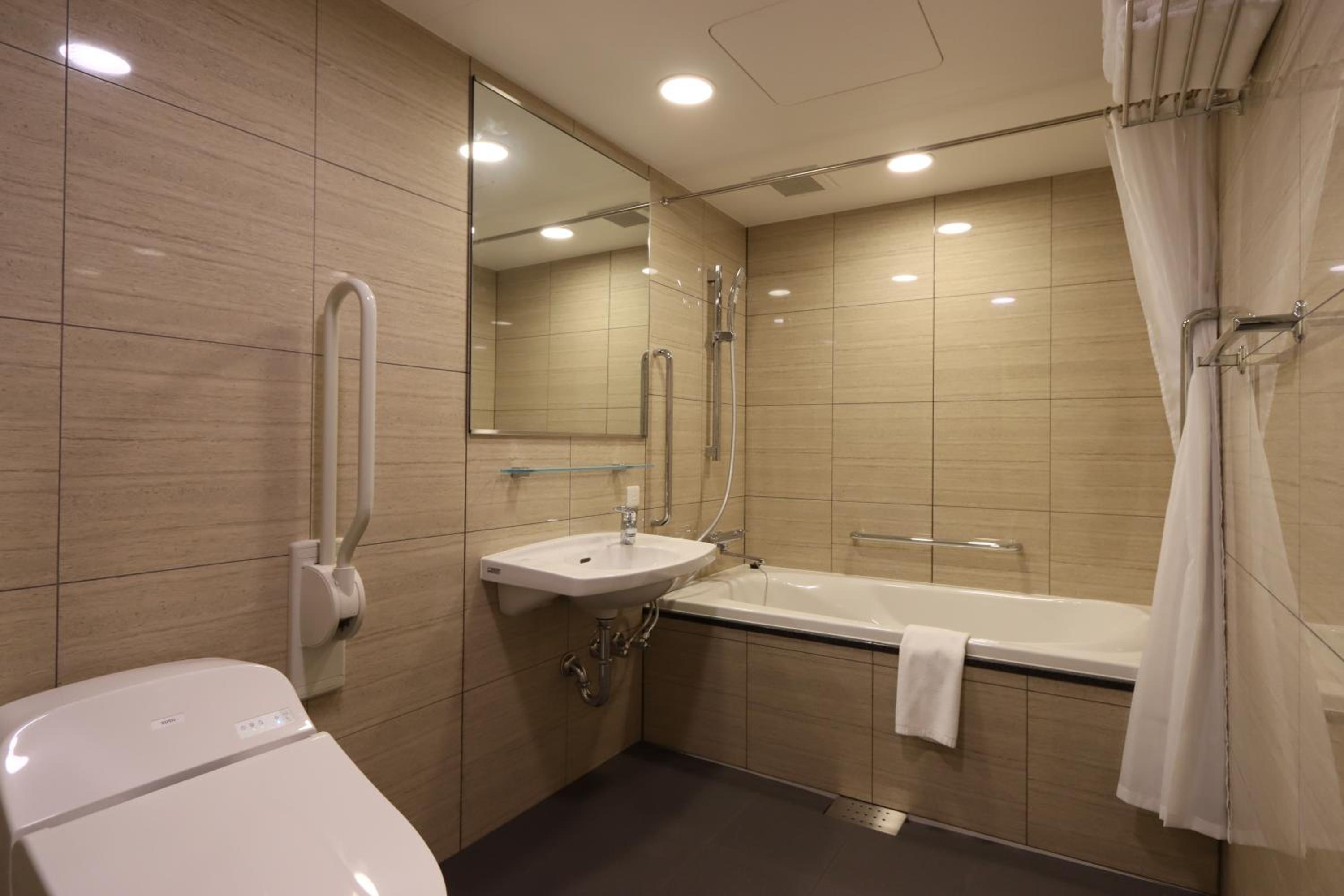 Deluxe Twin Room - Photo 6