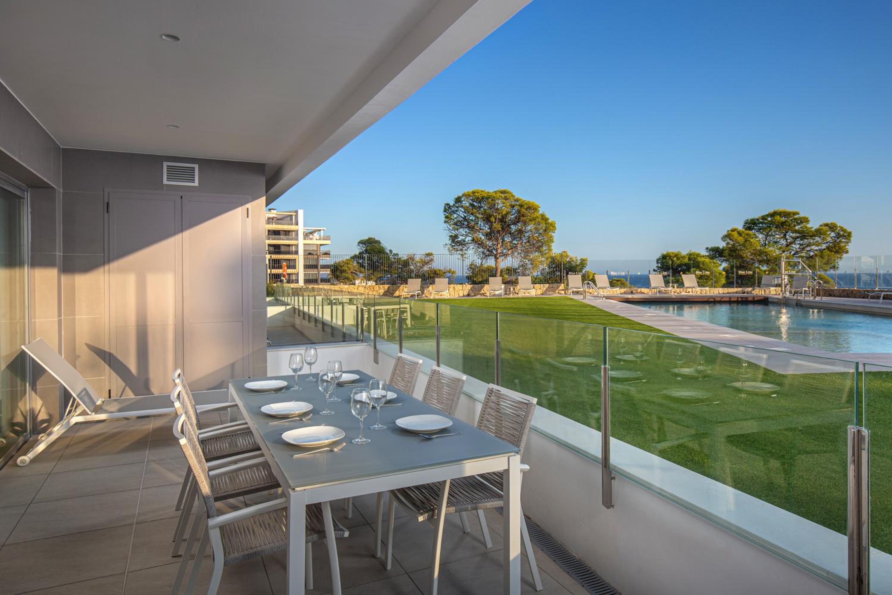 Apartamento Planta Baja con Terraza 2 Dormitorios  - Photo 12