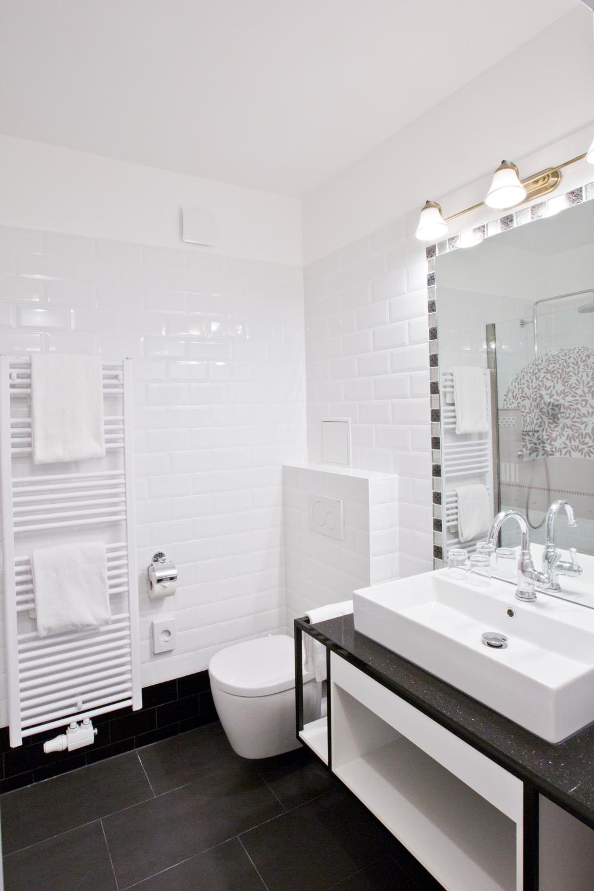 Deluxe Room - Double or Twin