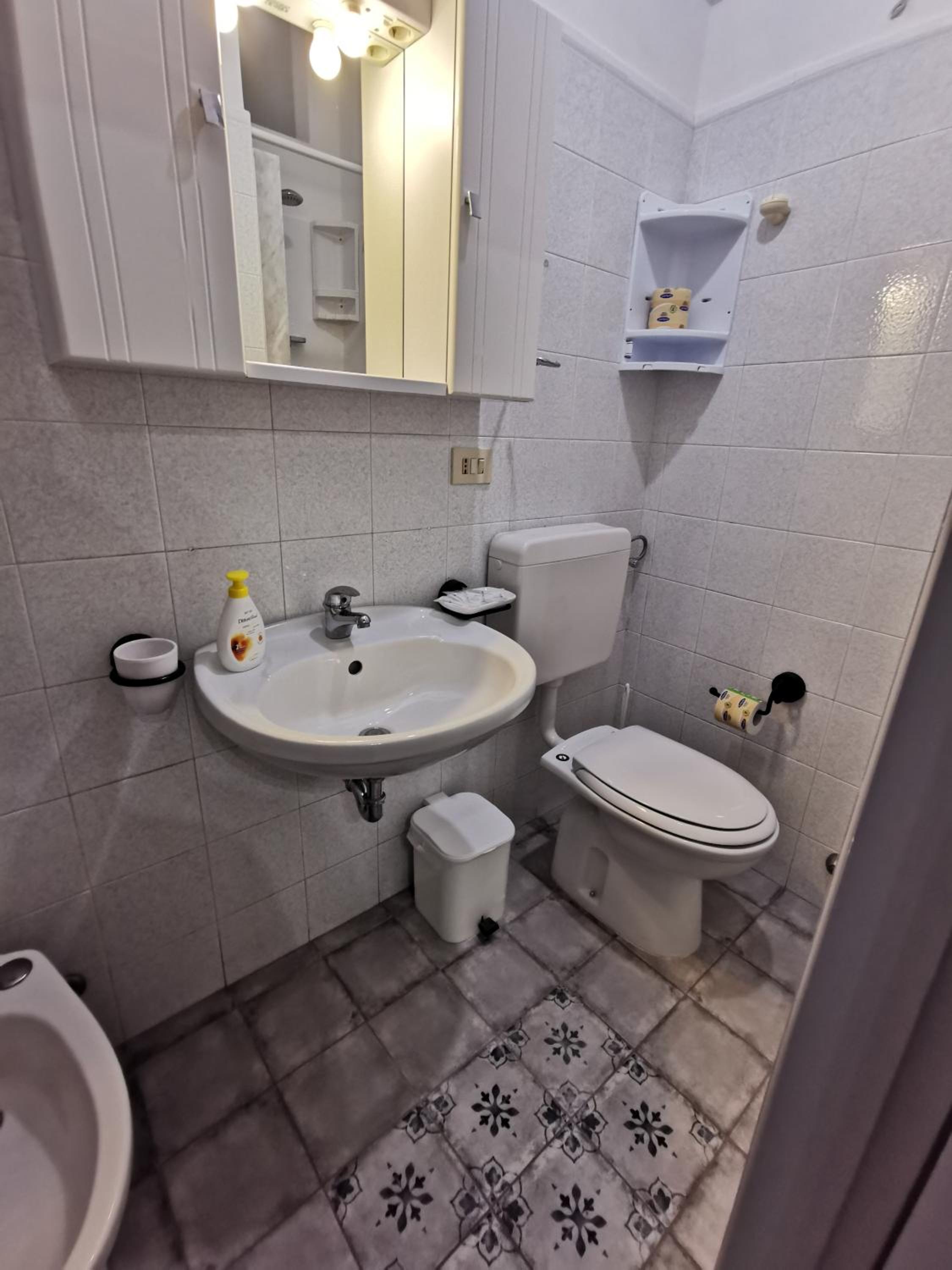Apartment - Ground Floor photo 3
