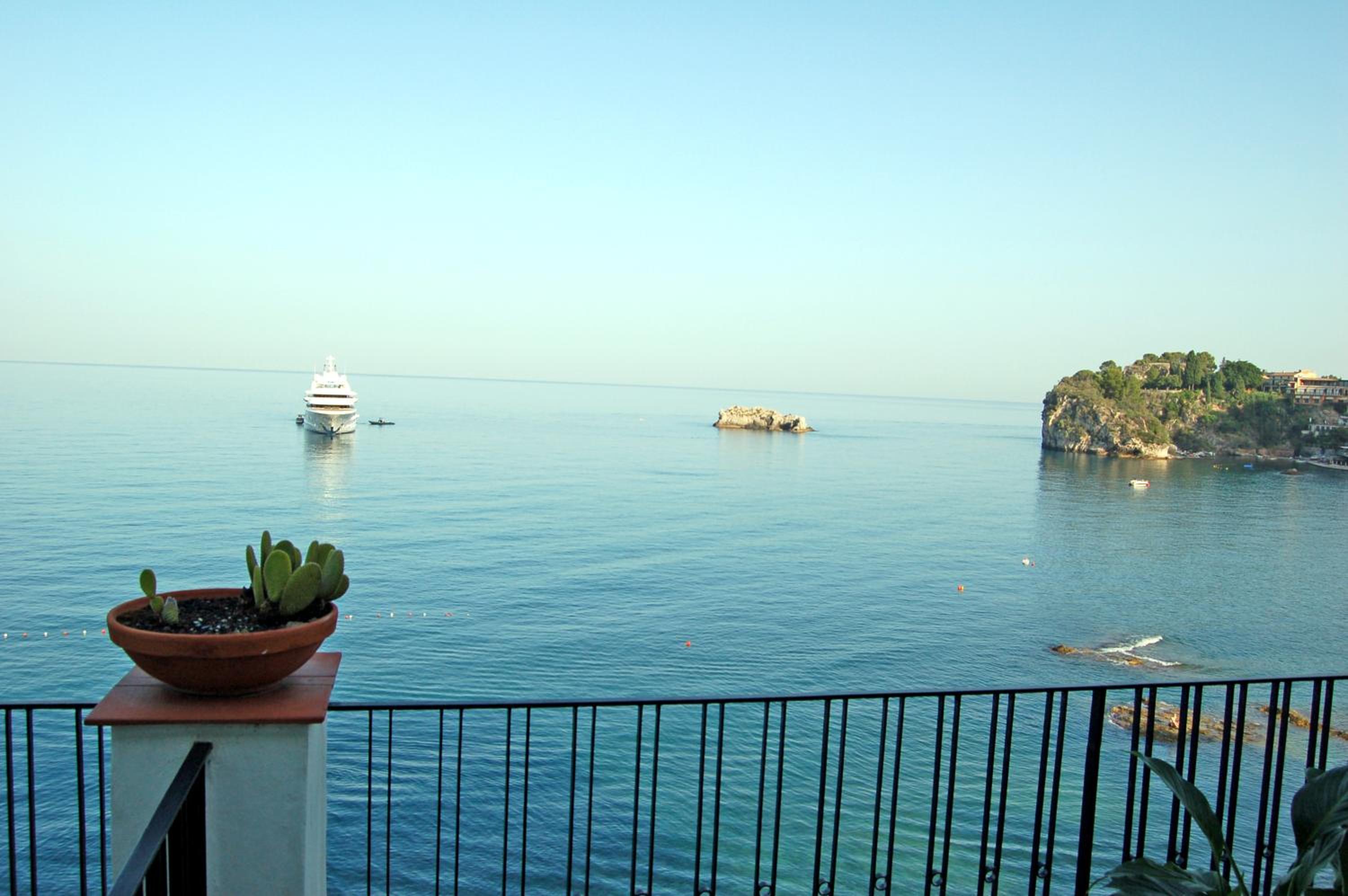 Superior Double or Twin Room with Sea View - Photo 22