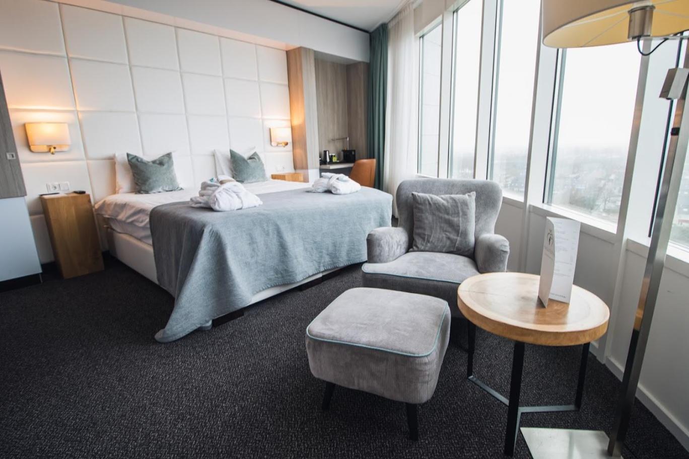 Executive Room photo 2