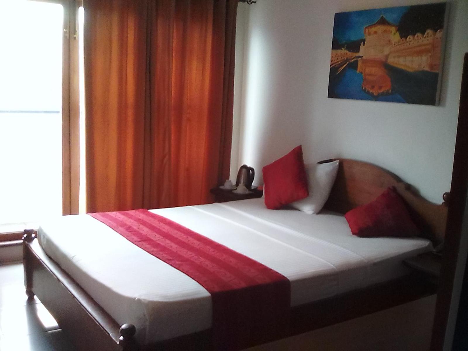 Deluxe Double Room photo 3