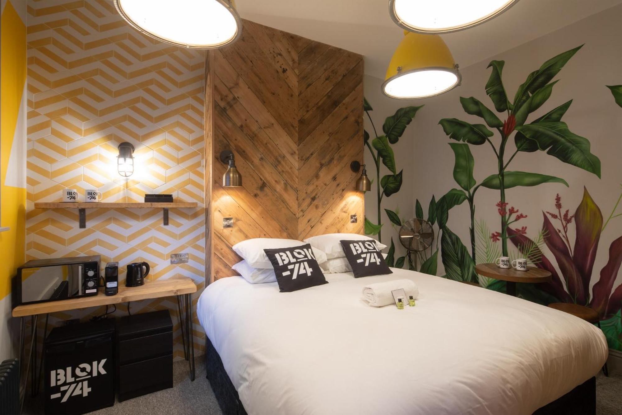 Deluxe Double or Twin Room - Photo 6