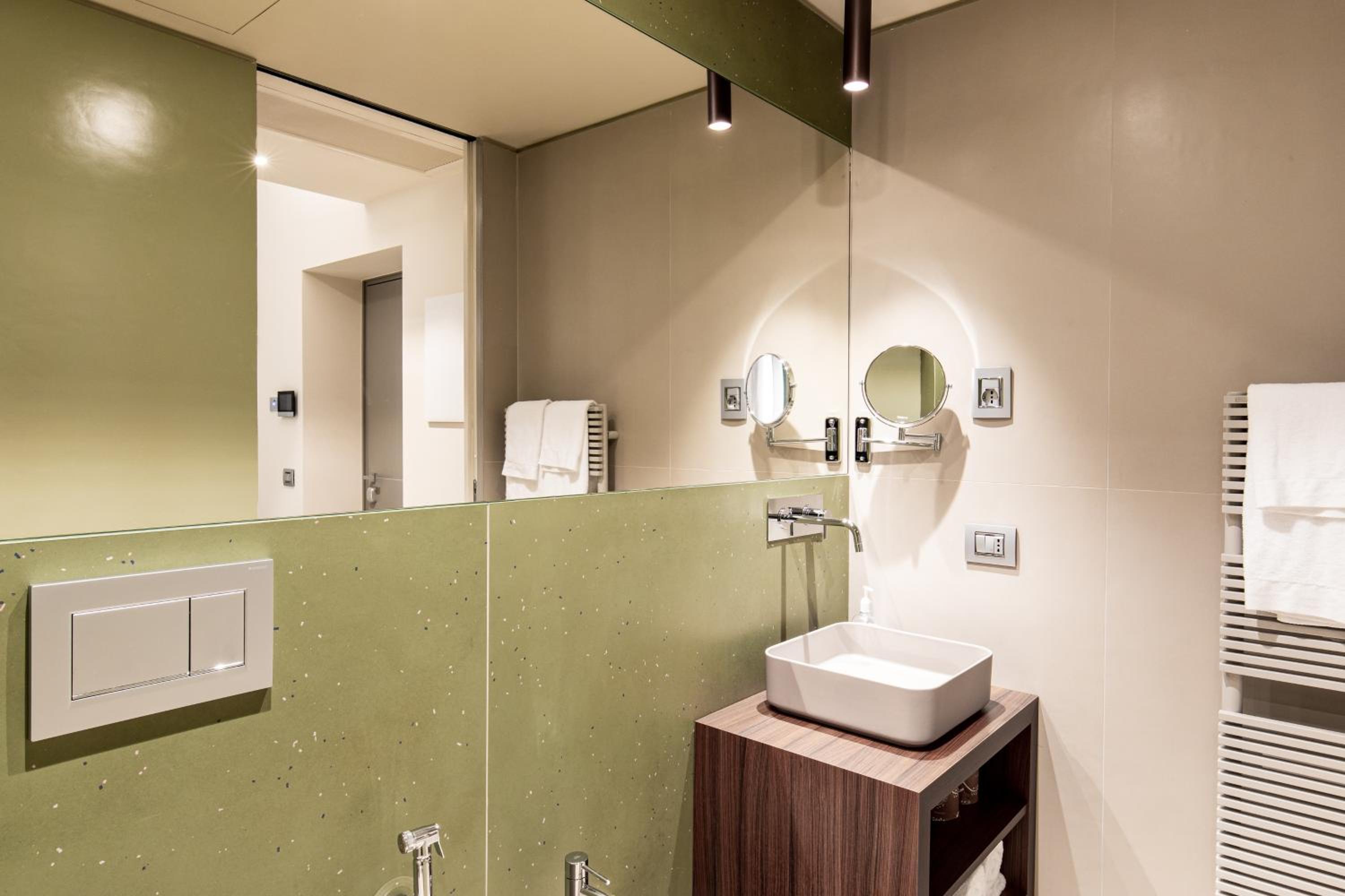 Double or Twin Room - Photo 20