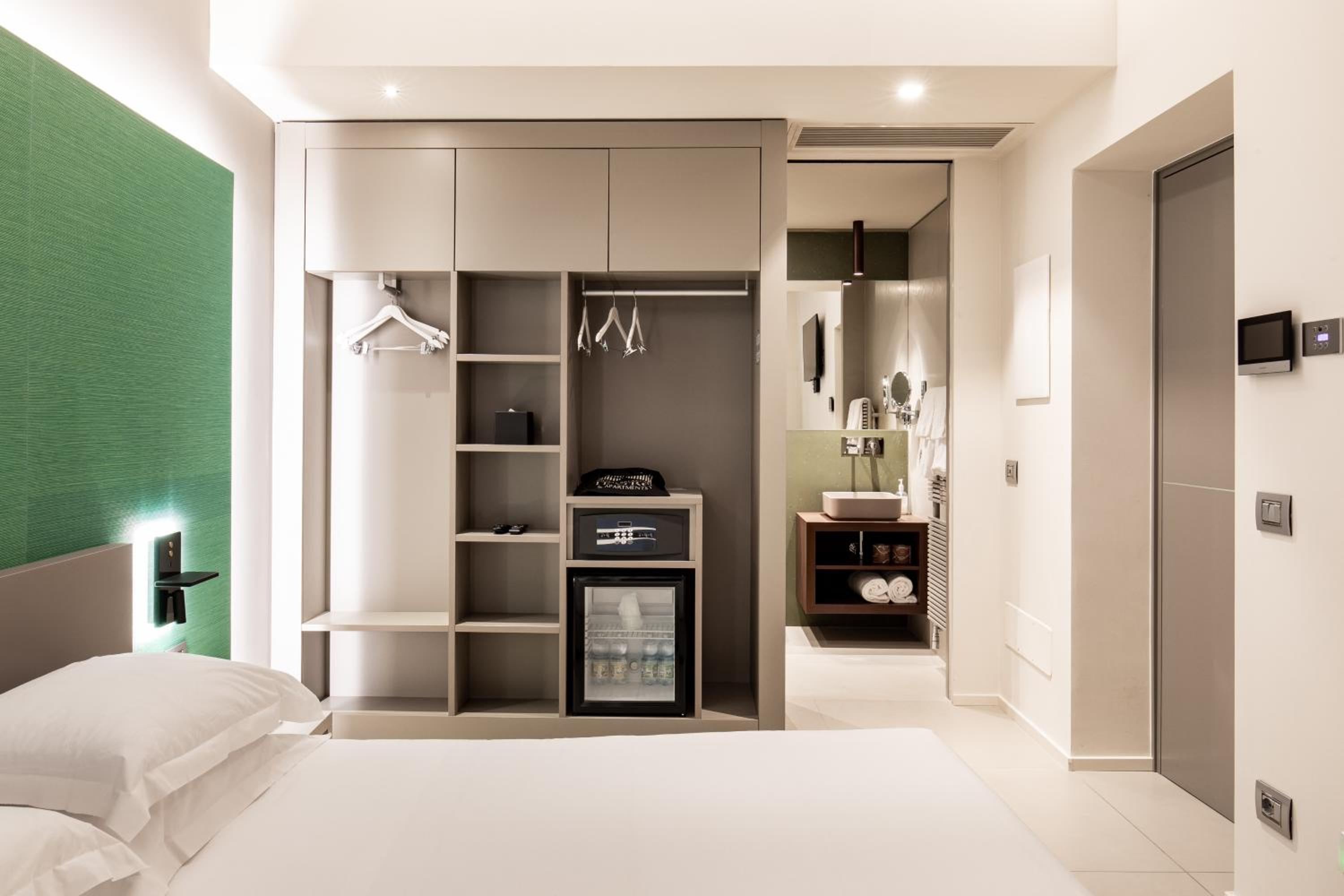 Double or Twin Room - Photo 22