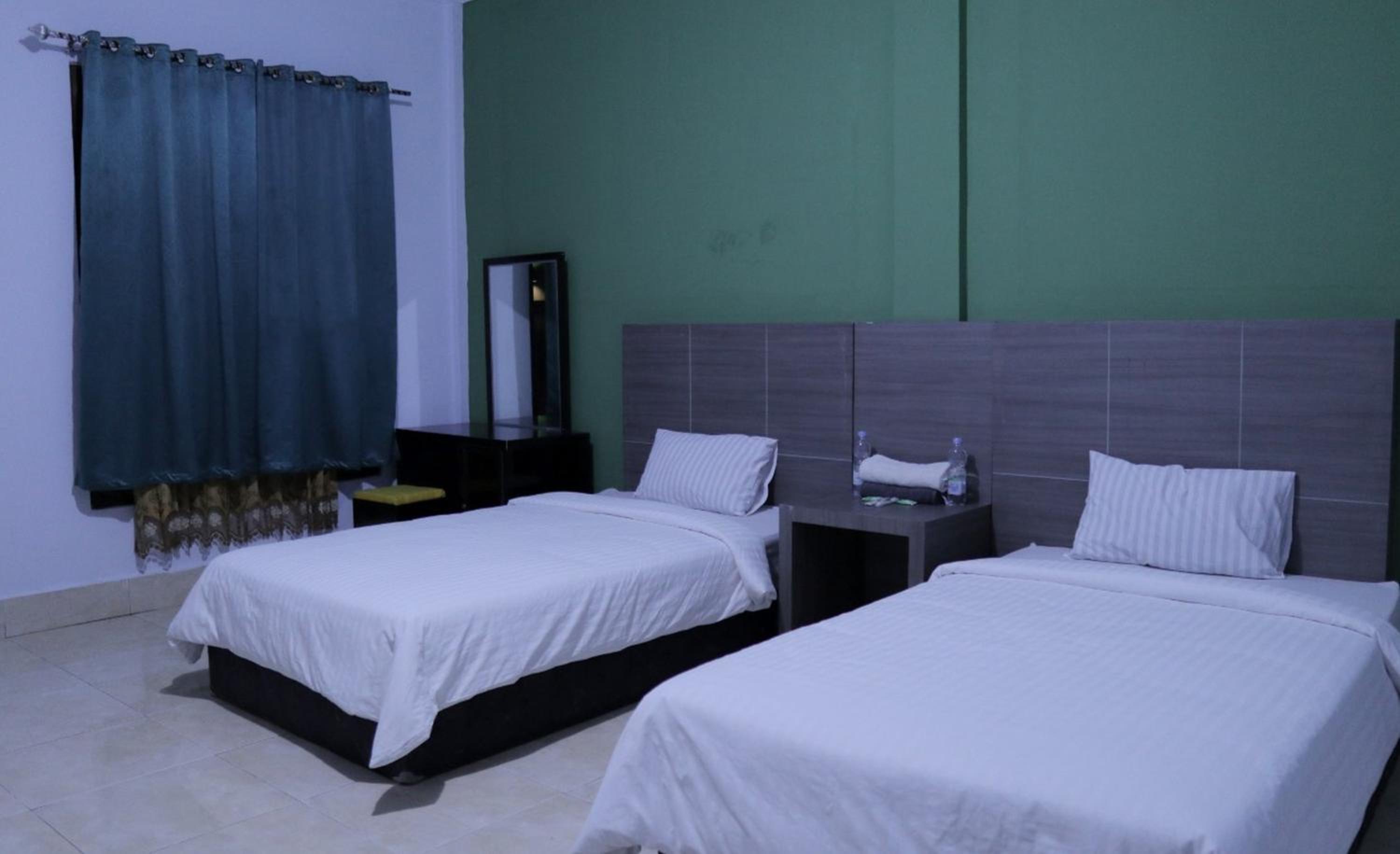 Deluxe Twin Room - Photo 6