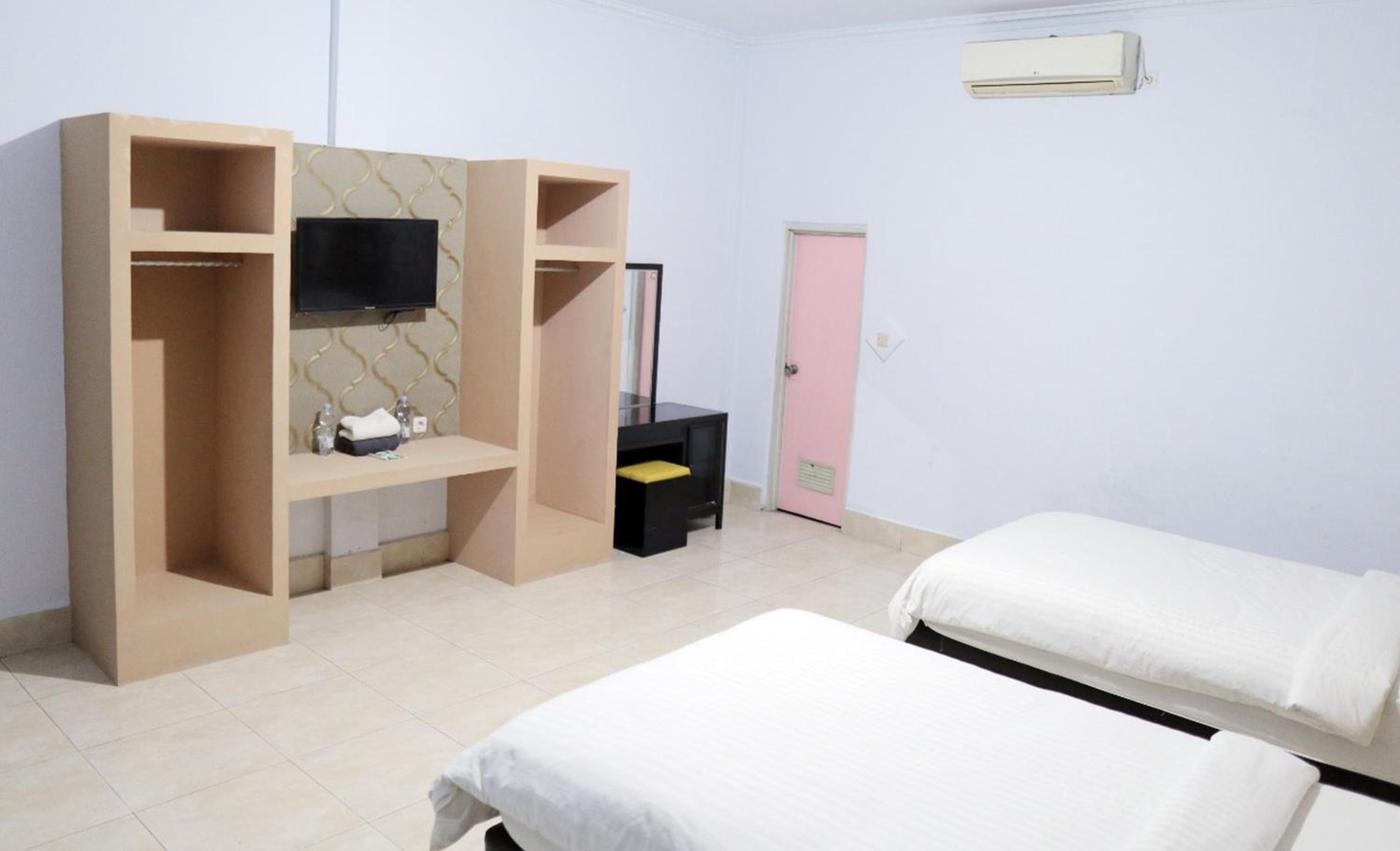 Twin Room - Photo 4