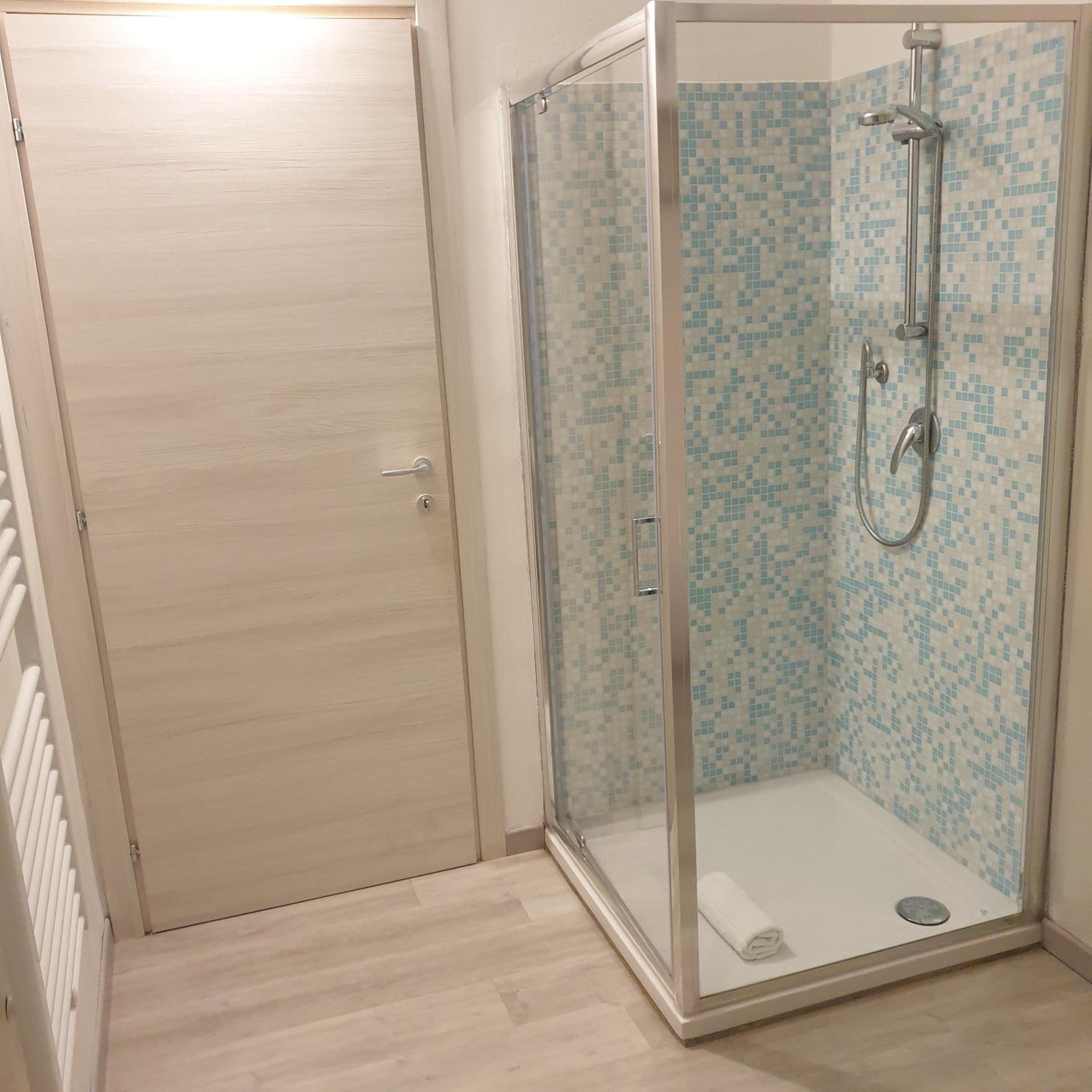 Deluxe Queen Room - Photo 3