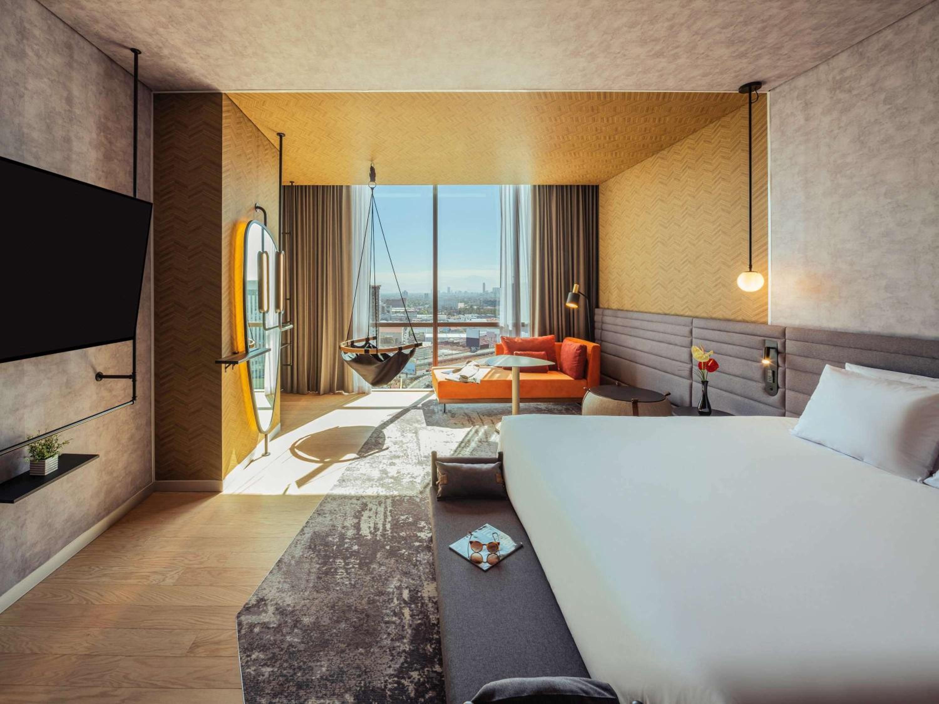Superior King Suite - Photo 1