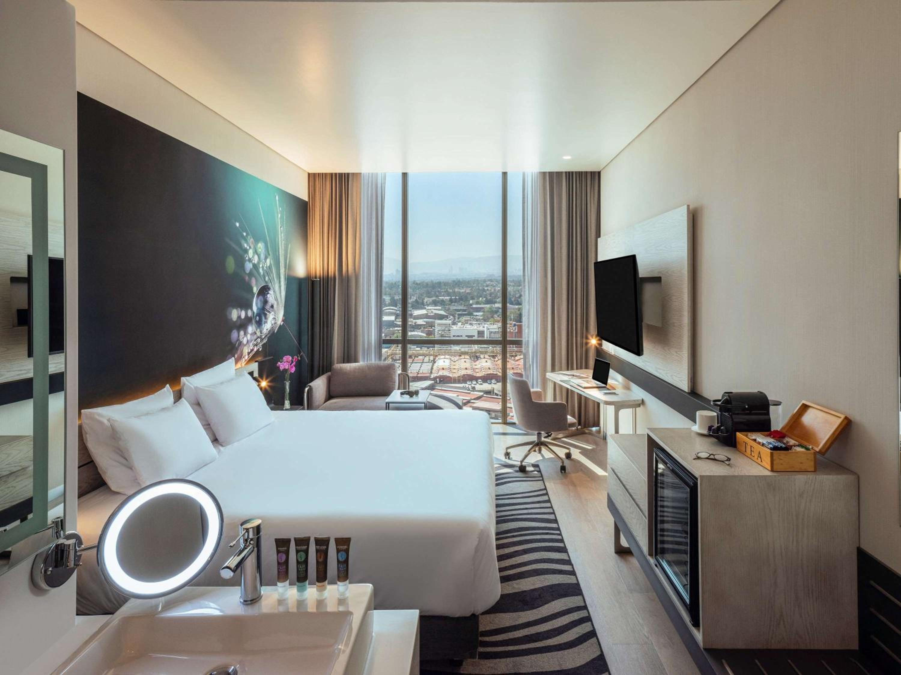 Superior King Room - Photo 1