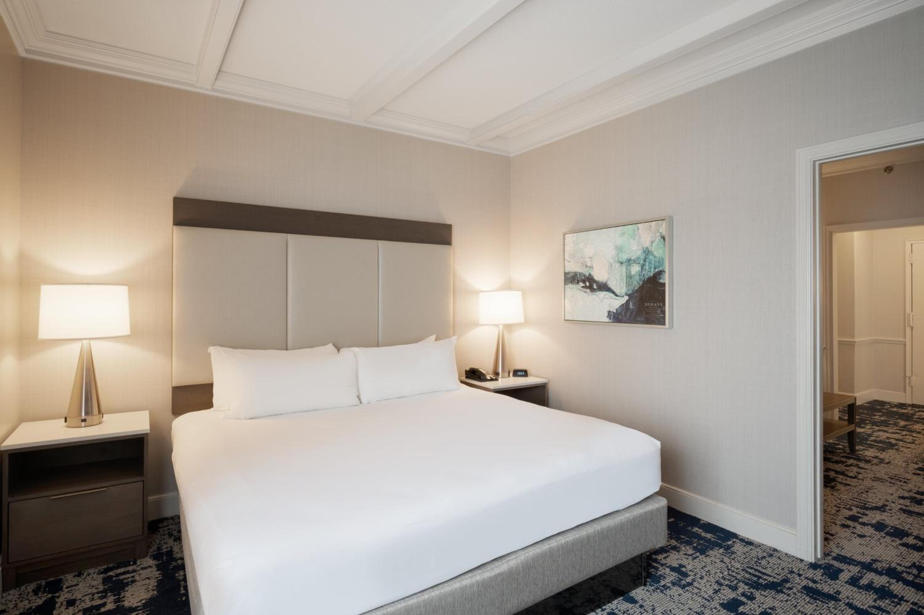 King Suite - Non-Smoking - Photo 1