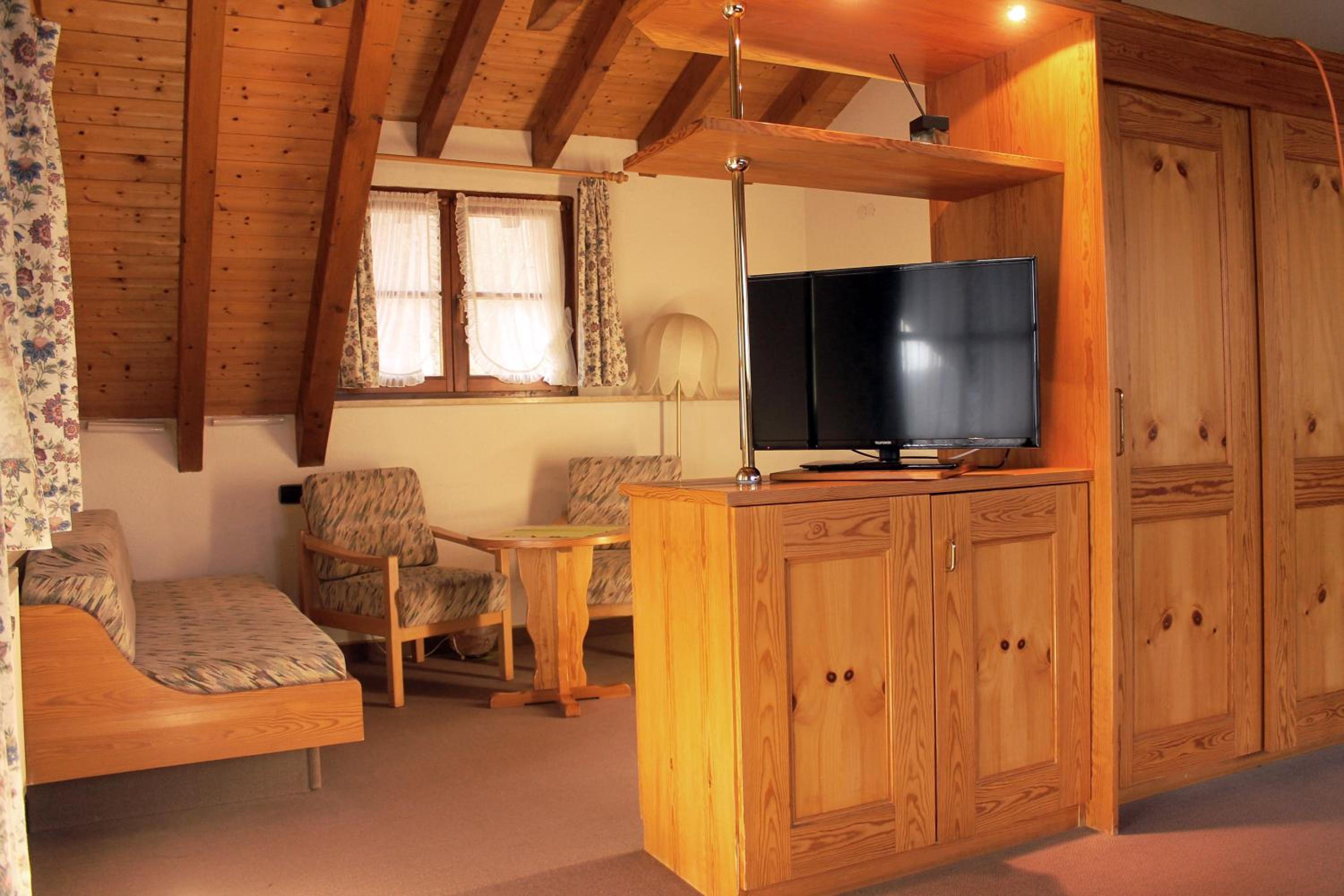 Family Room photo 2