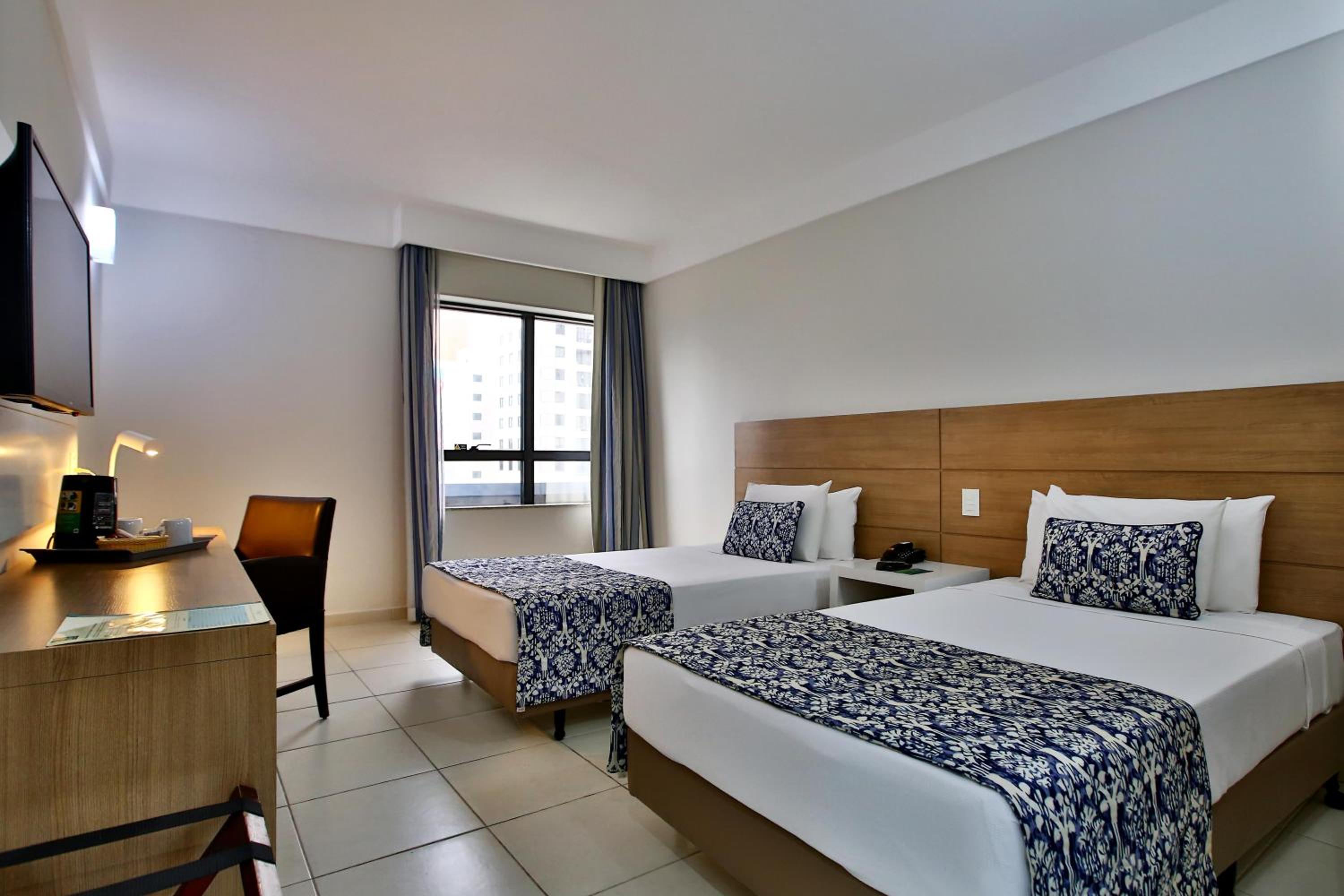 Quality Hotel & Suítes São Salvador — Superior Twin Room