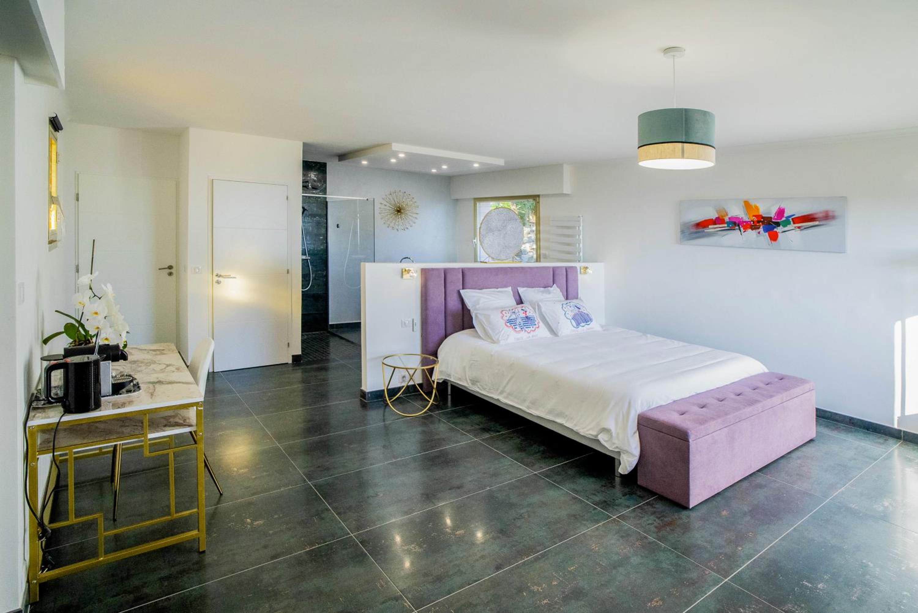 Deluxe Quadruple Room photo 2