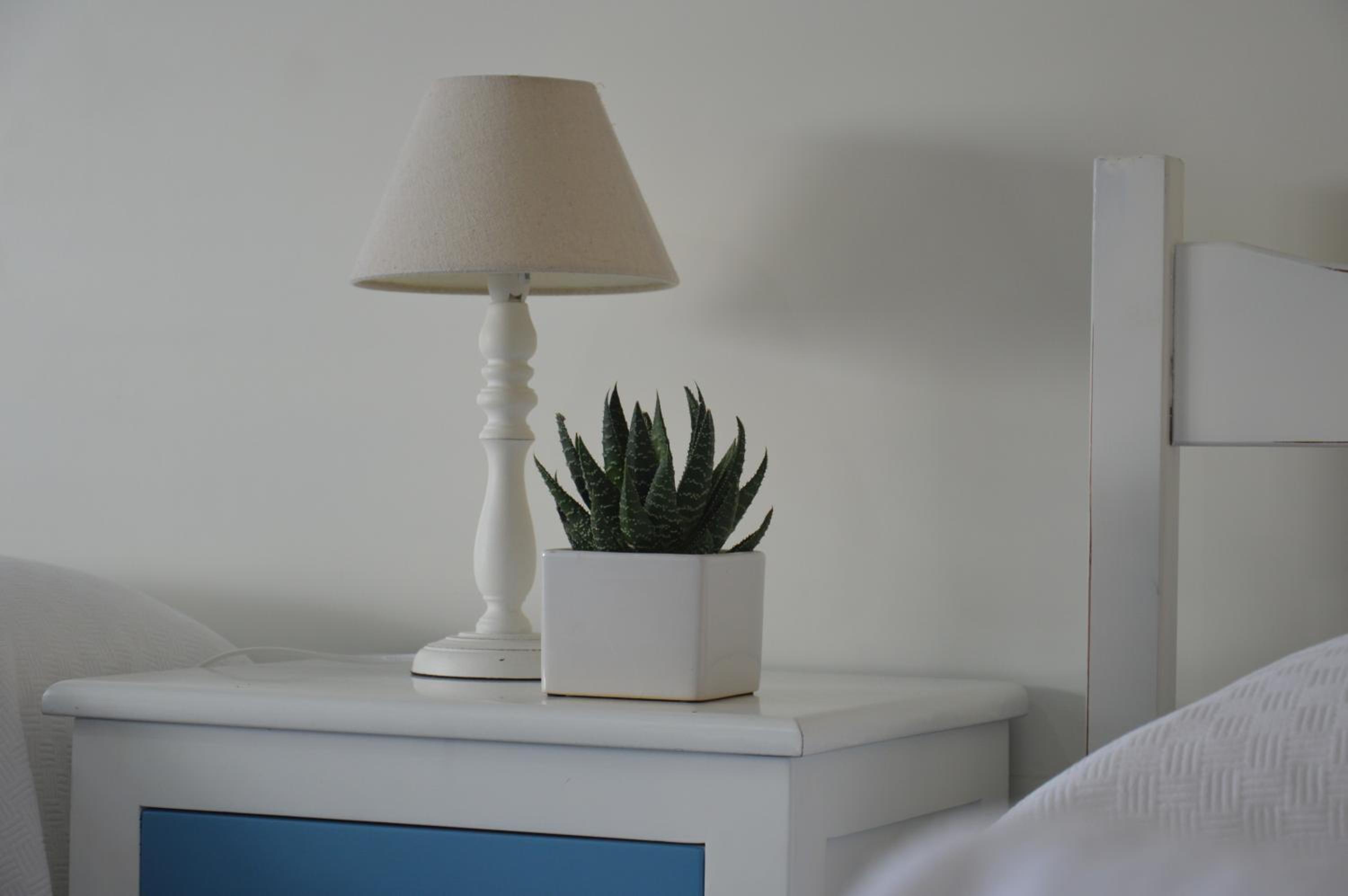 Standard Double Room - Photo 9