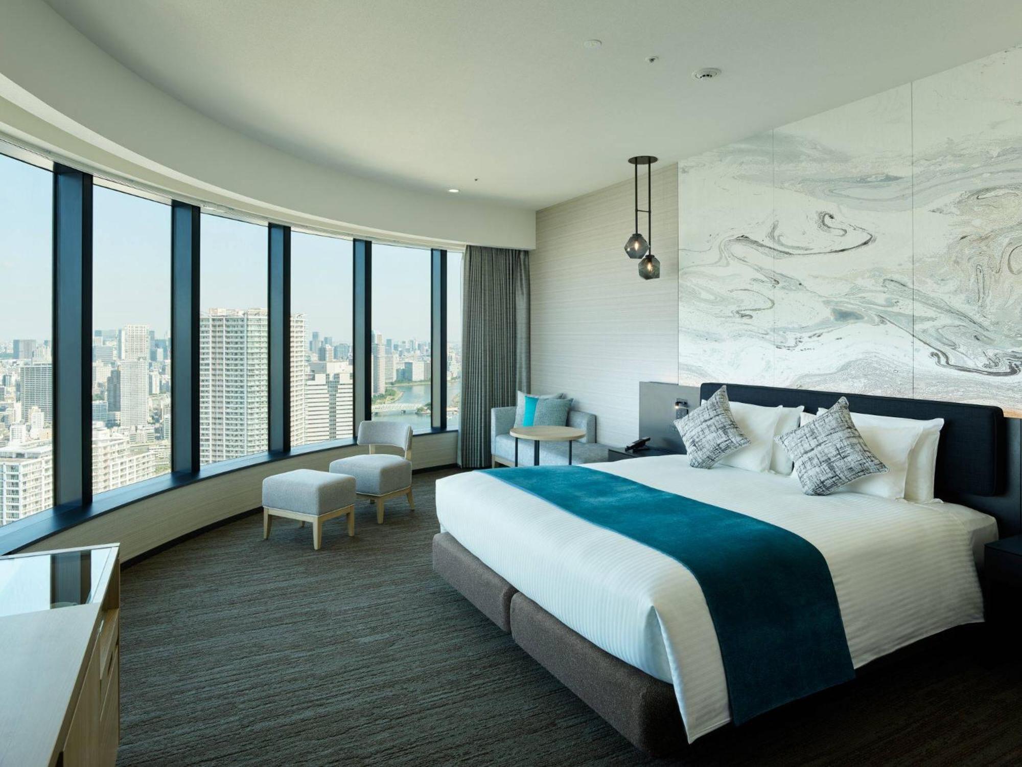 Executive Corner King Room with View Bath - Non-Smoking photo 3