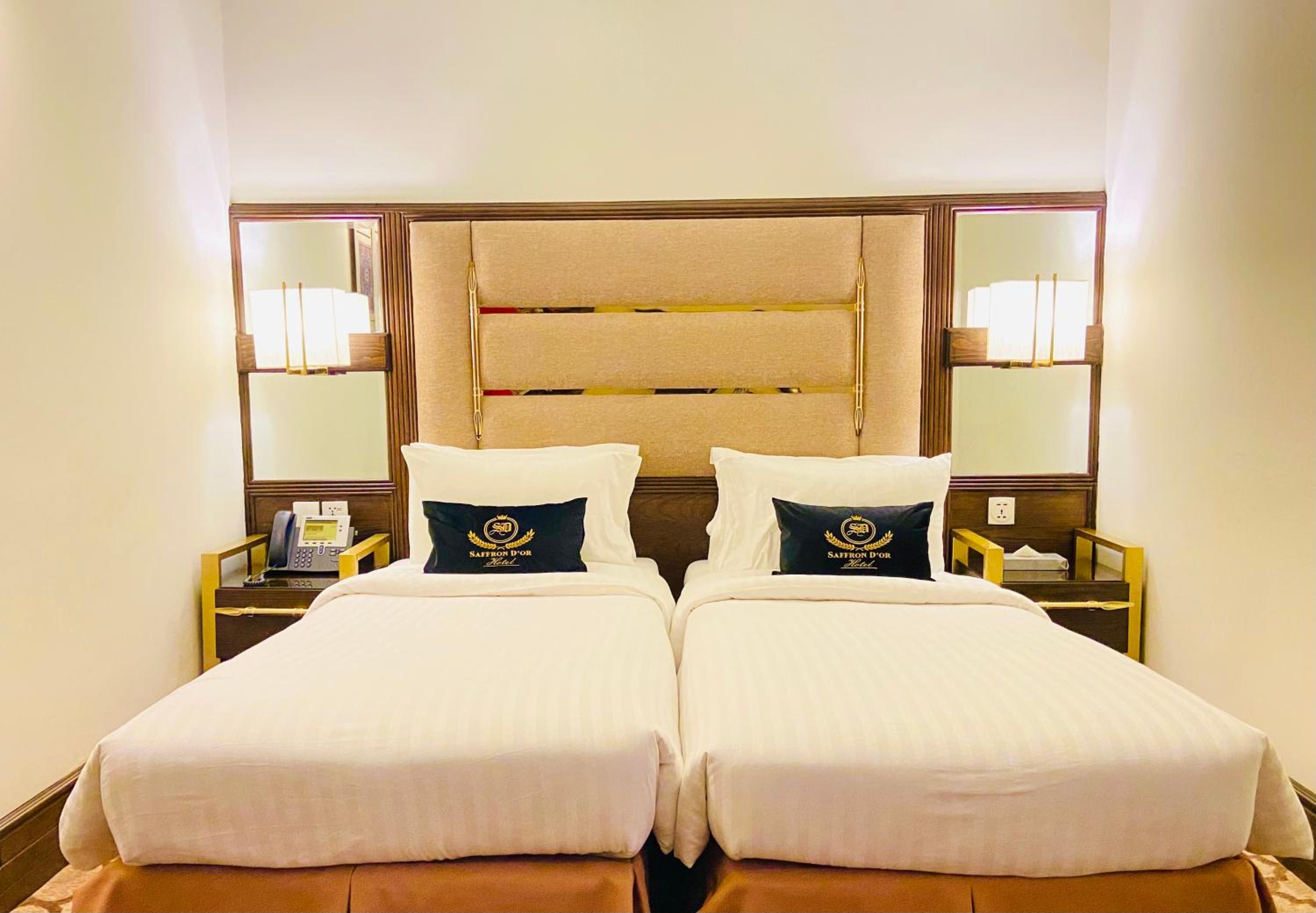 Deluxe Twin Room