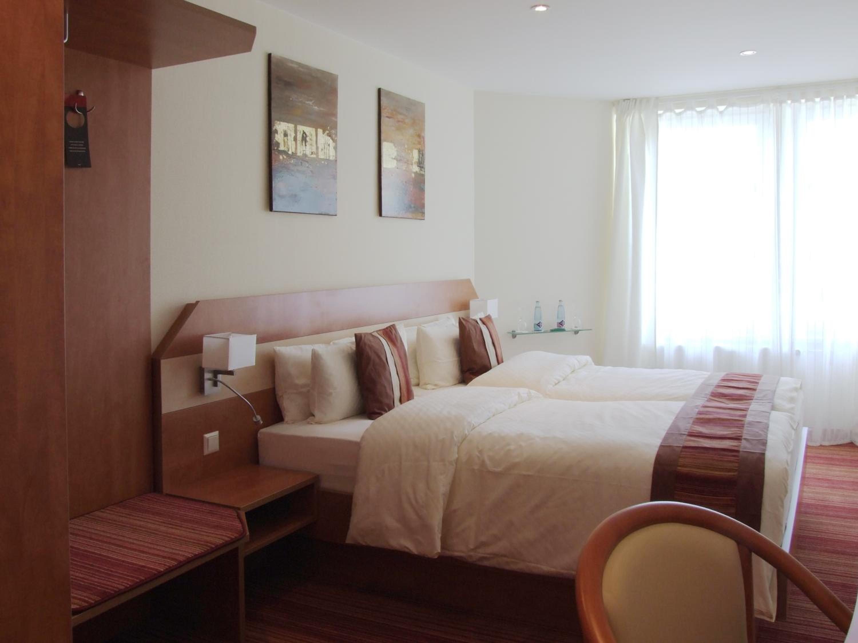 Double Room - Photo 1