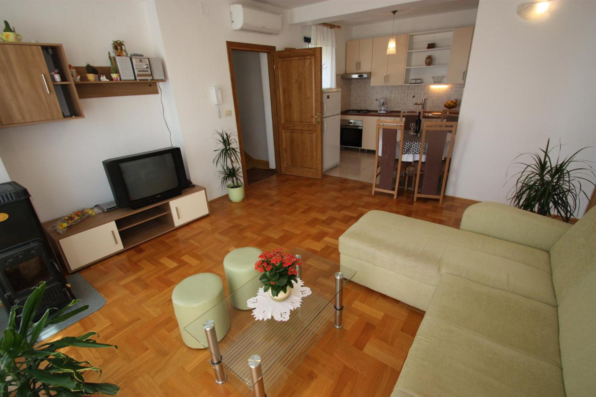 Apartment with Balcony photo 1
