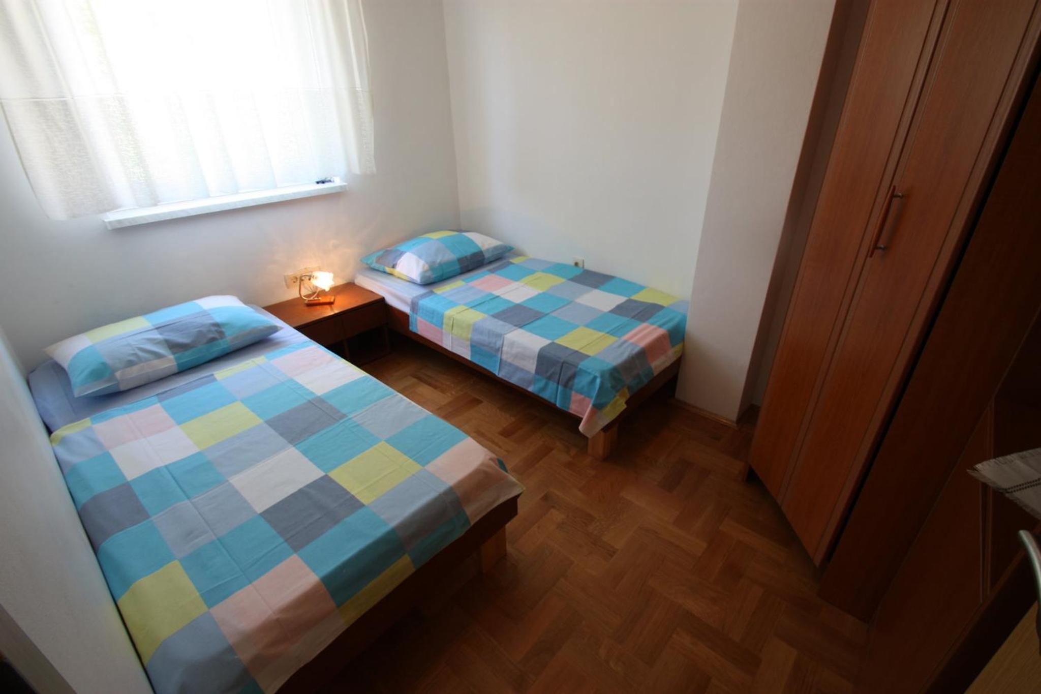 Apartment with Balcony photo 2