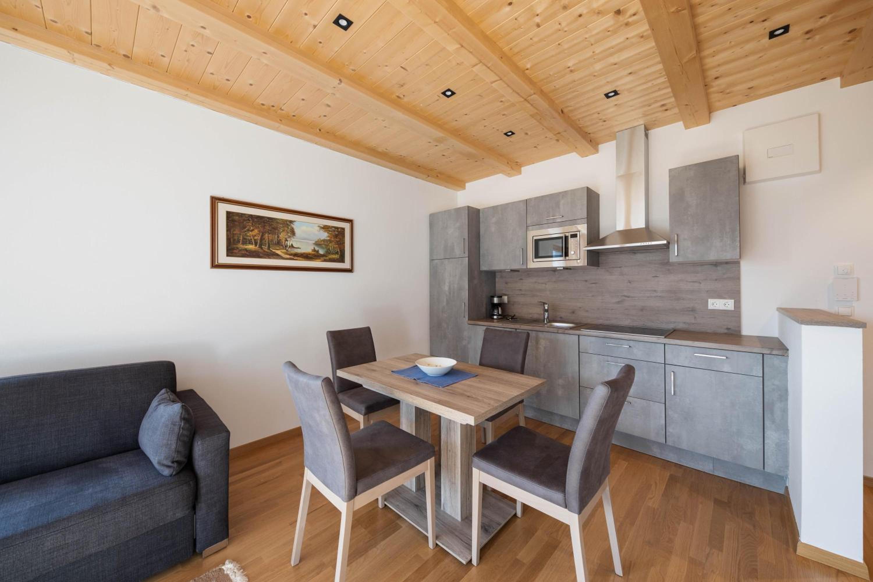 Superior One-Bedroom Apartment with Balcony - Photo 12