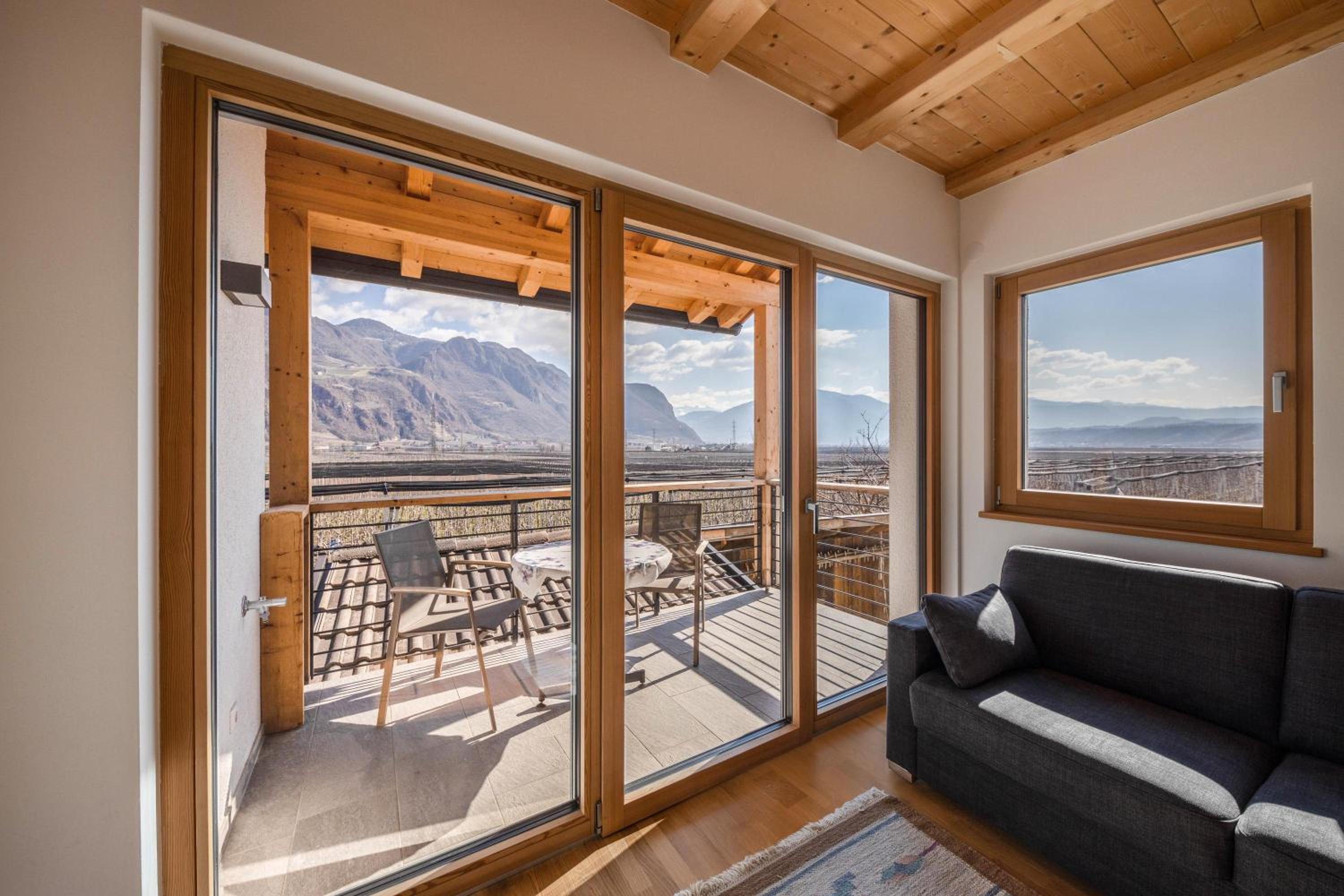Superior One-Bedroom Apartment with Balcony - Photo 4