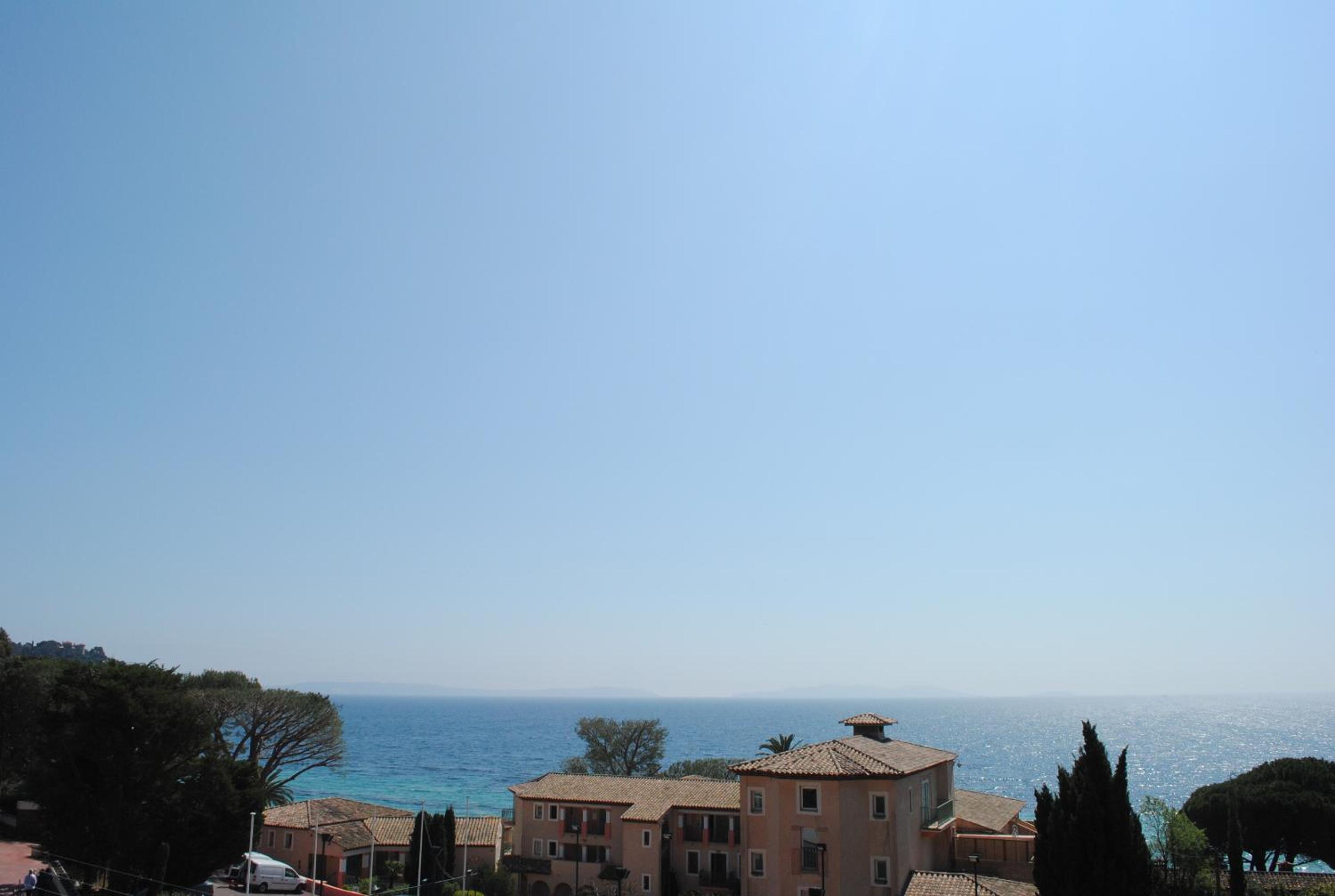 3rd Floor Double Room with Sea View and Balcony photo 2