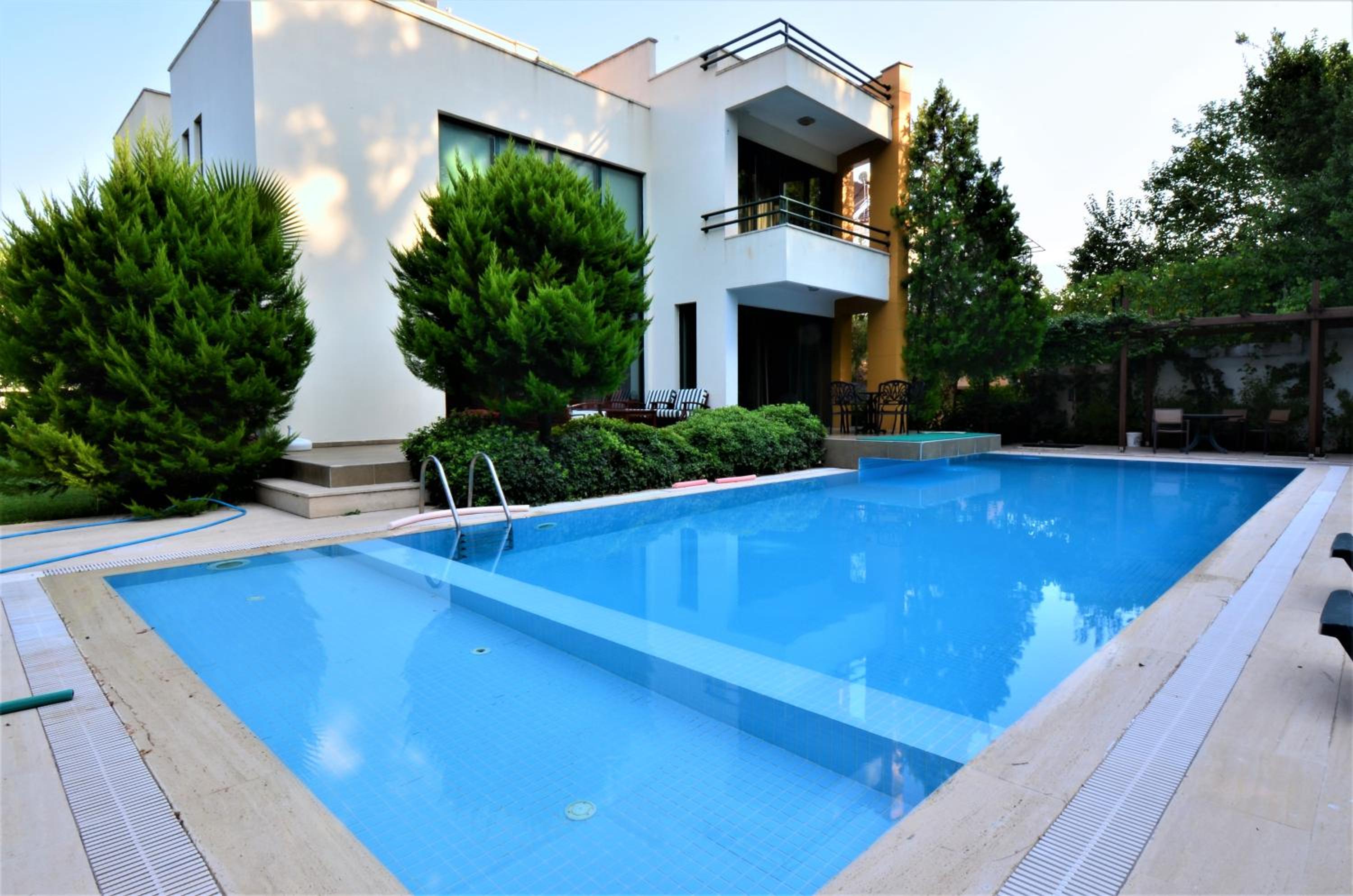 Villa - Photo 11