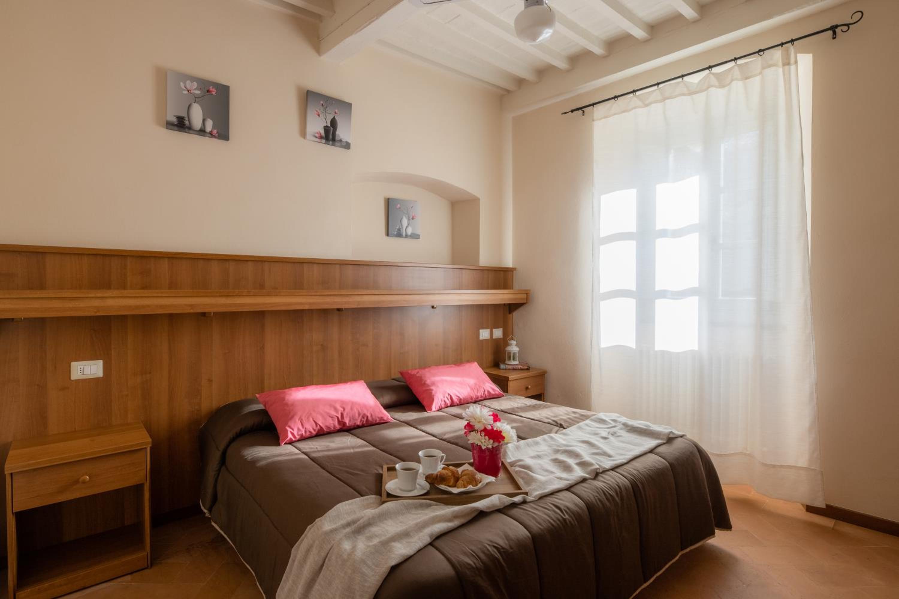 Double or Twin Room with Private Bathroom