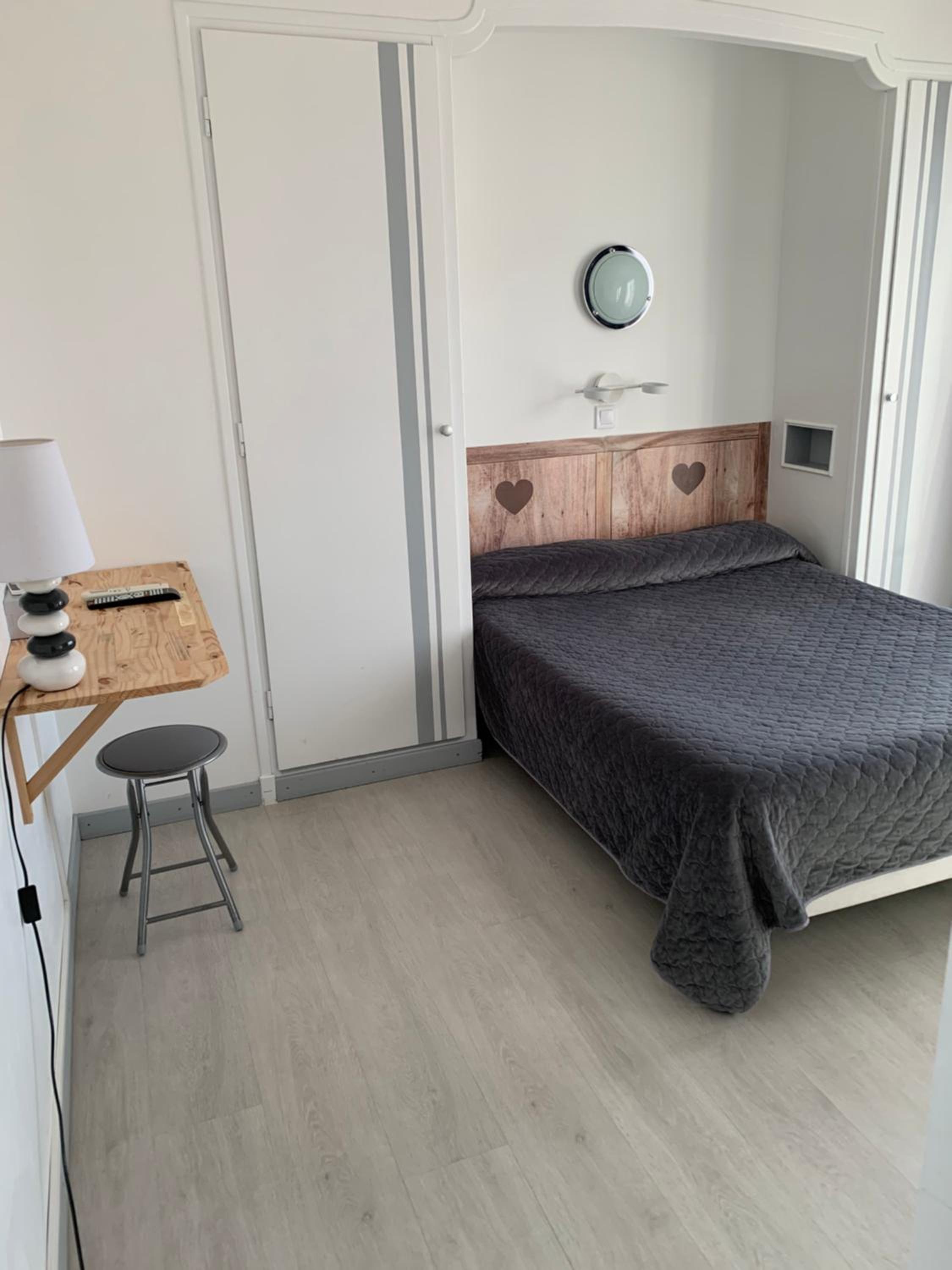 Standard Double Room photo 2