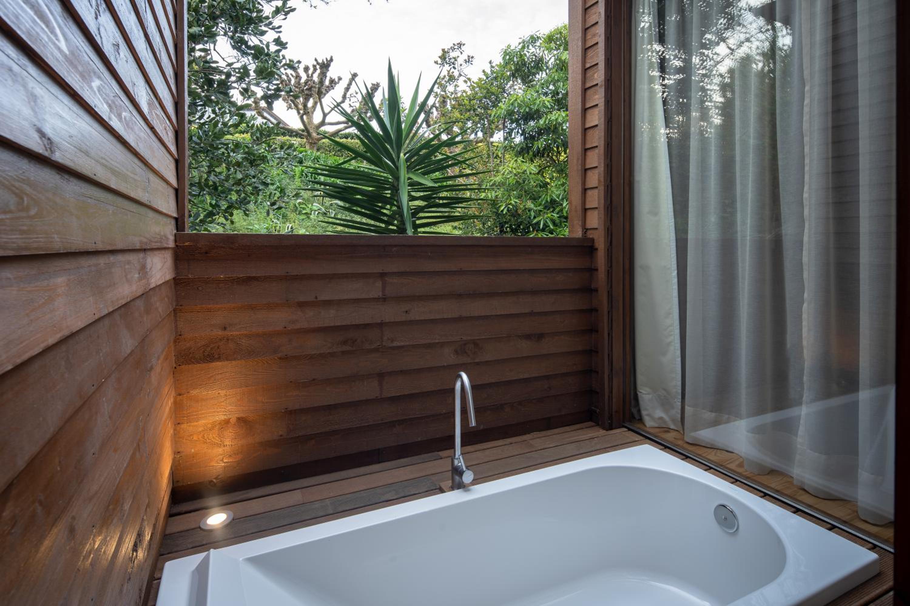 Superior Suite - Photo 18