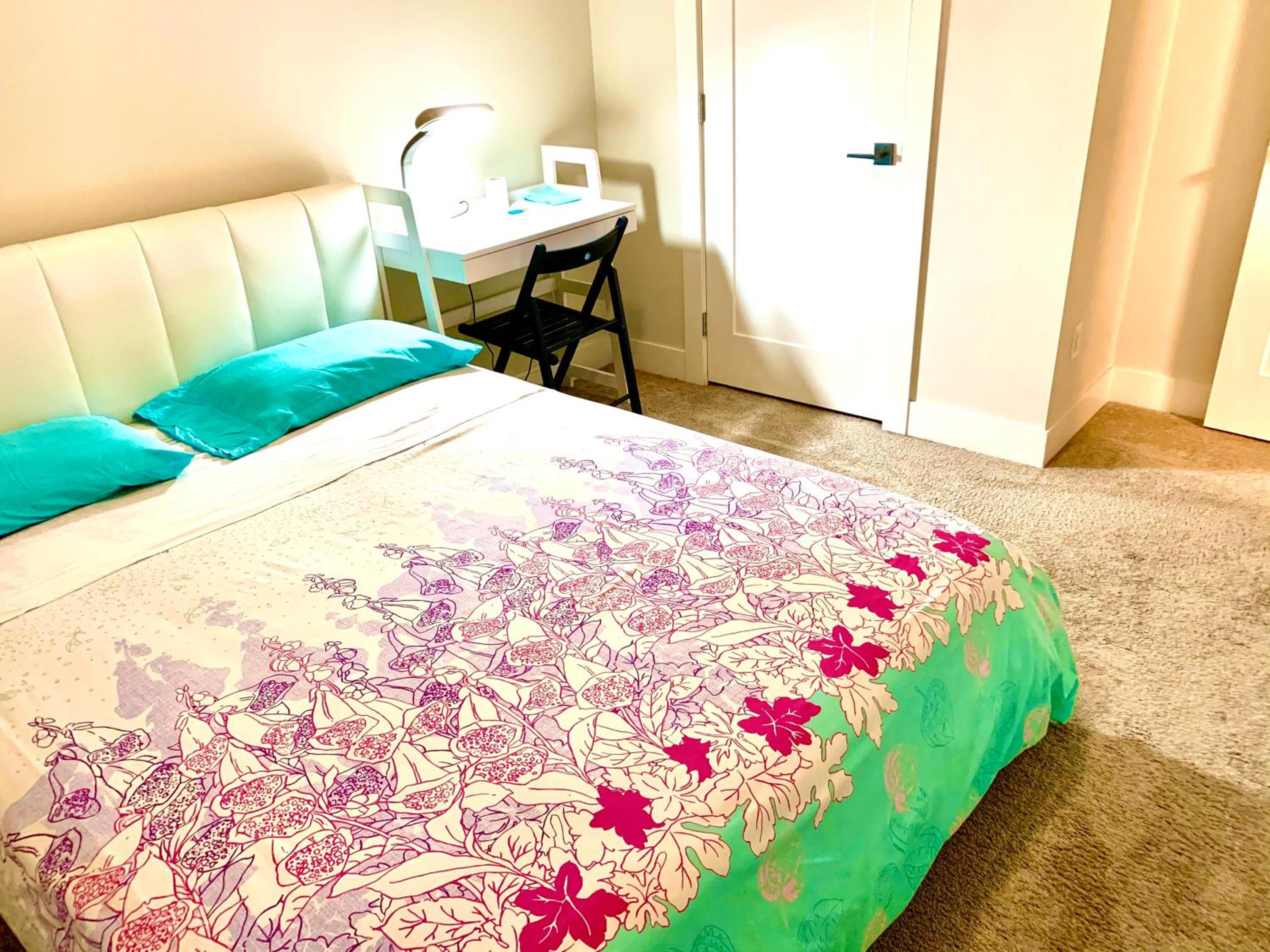 Double Room with Shared Bathroom photo 1