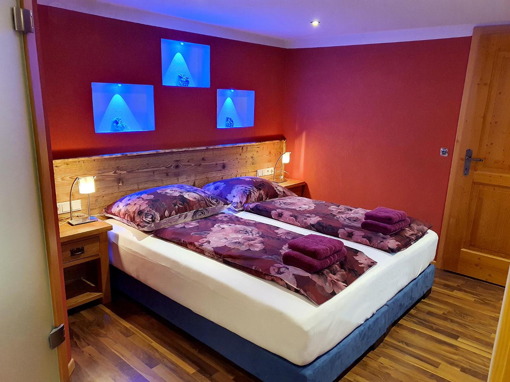 One-Bedroom Apartment with Balcony photo 1