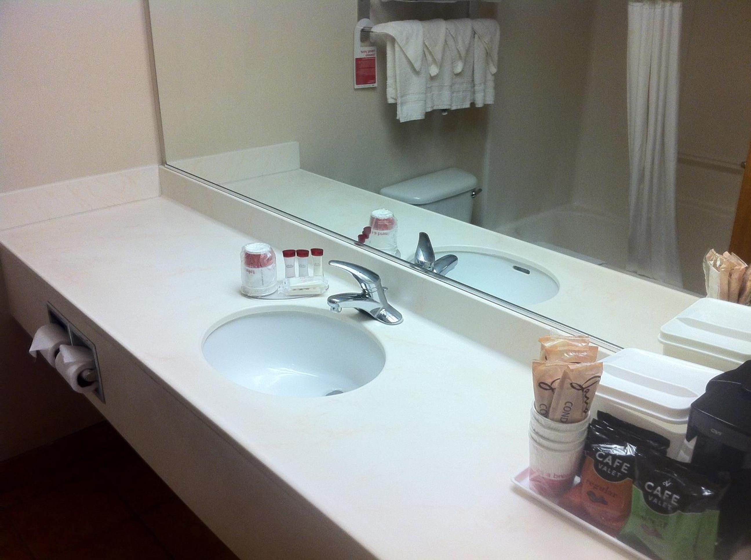 Superior King Room - Non-Smoking - Photo 2