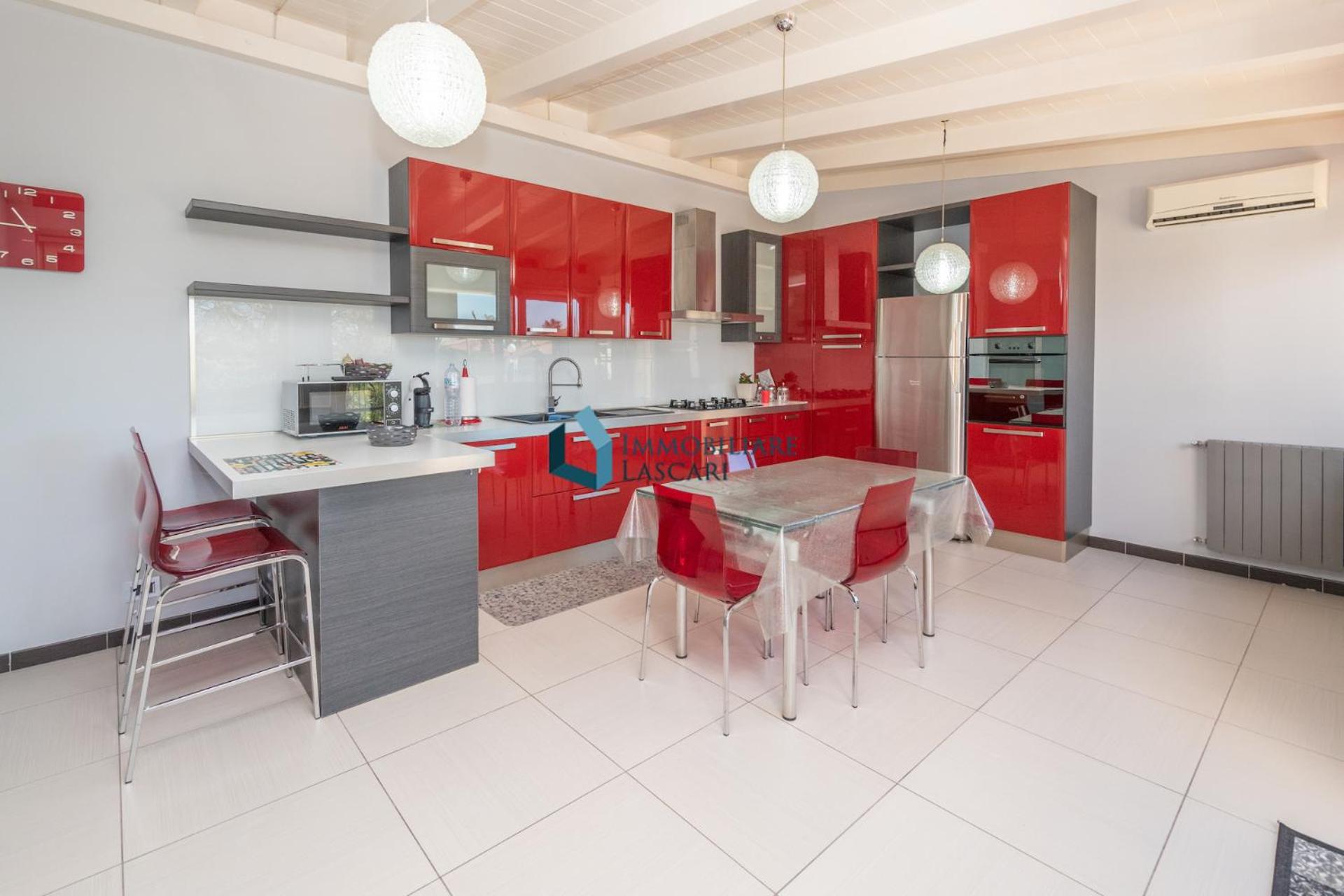 Three-Bedroom Villa photo 2