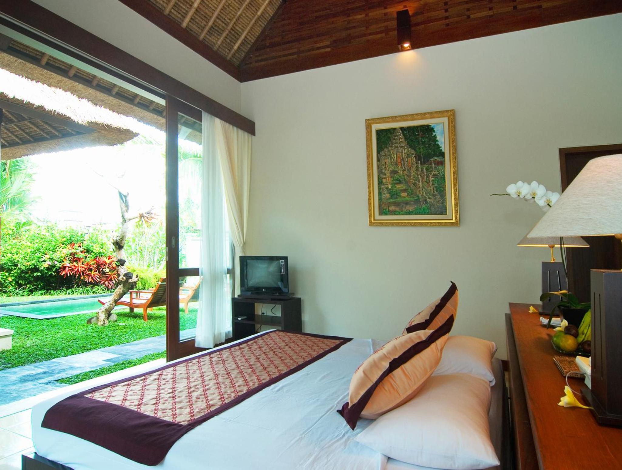 One-Bedroom Villa - Photo 11