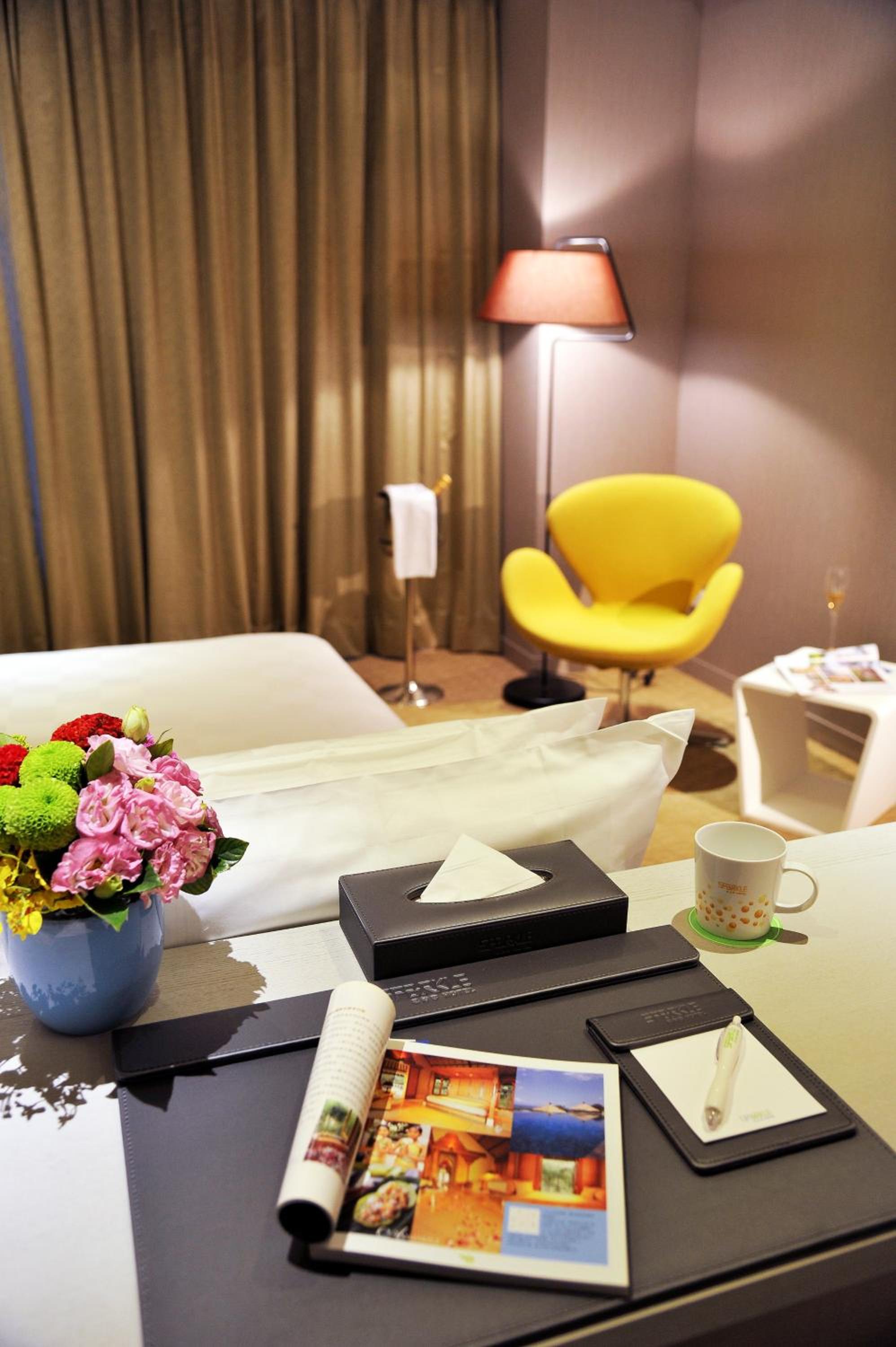 Vogue O2 Double Room (basement) photo 2
