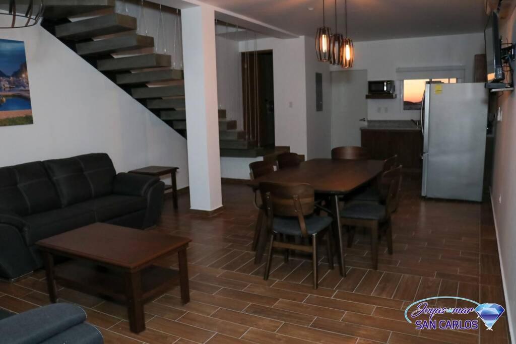 Two-Bedroom Apartment - Photo 36