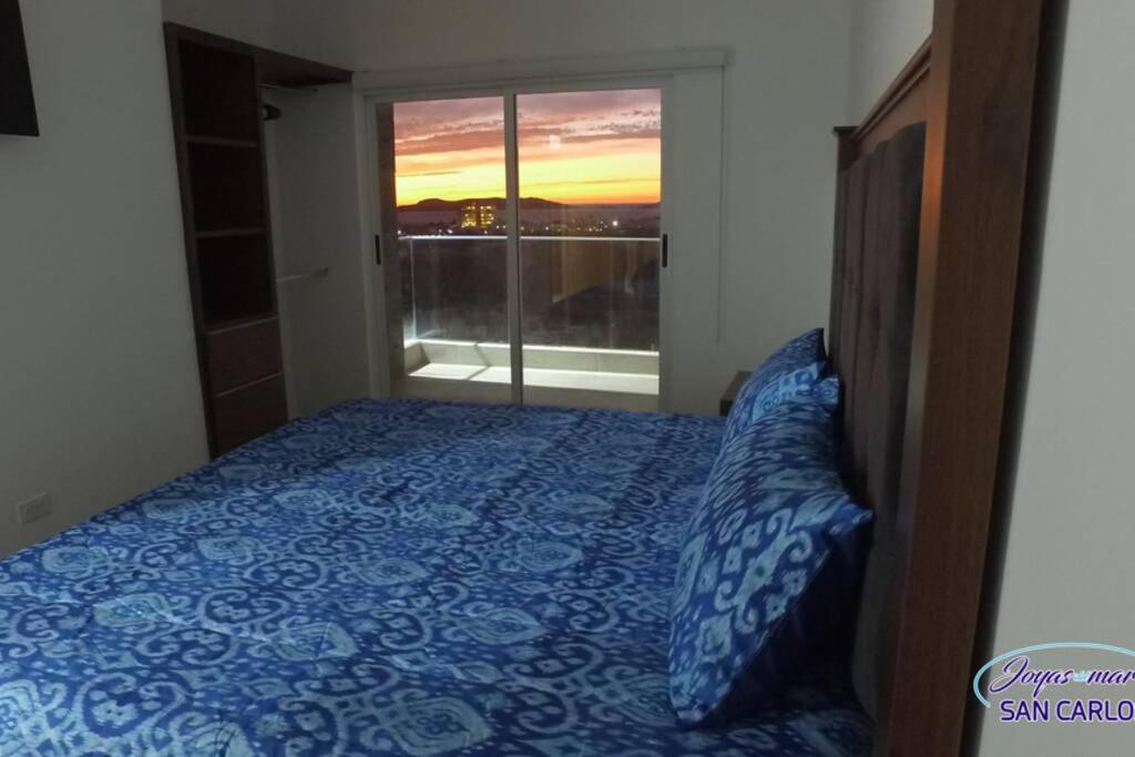Two-Bedroom Apartment - Photo 32